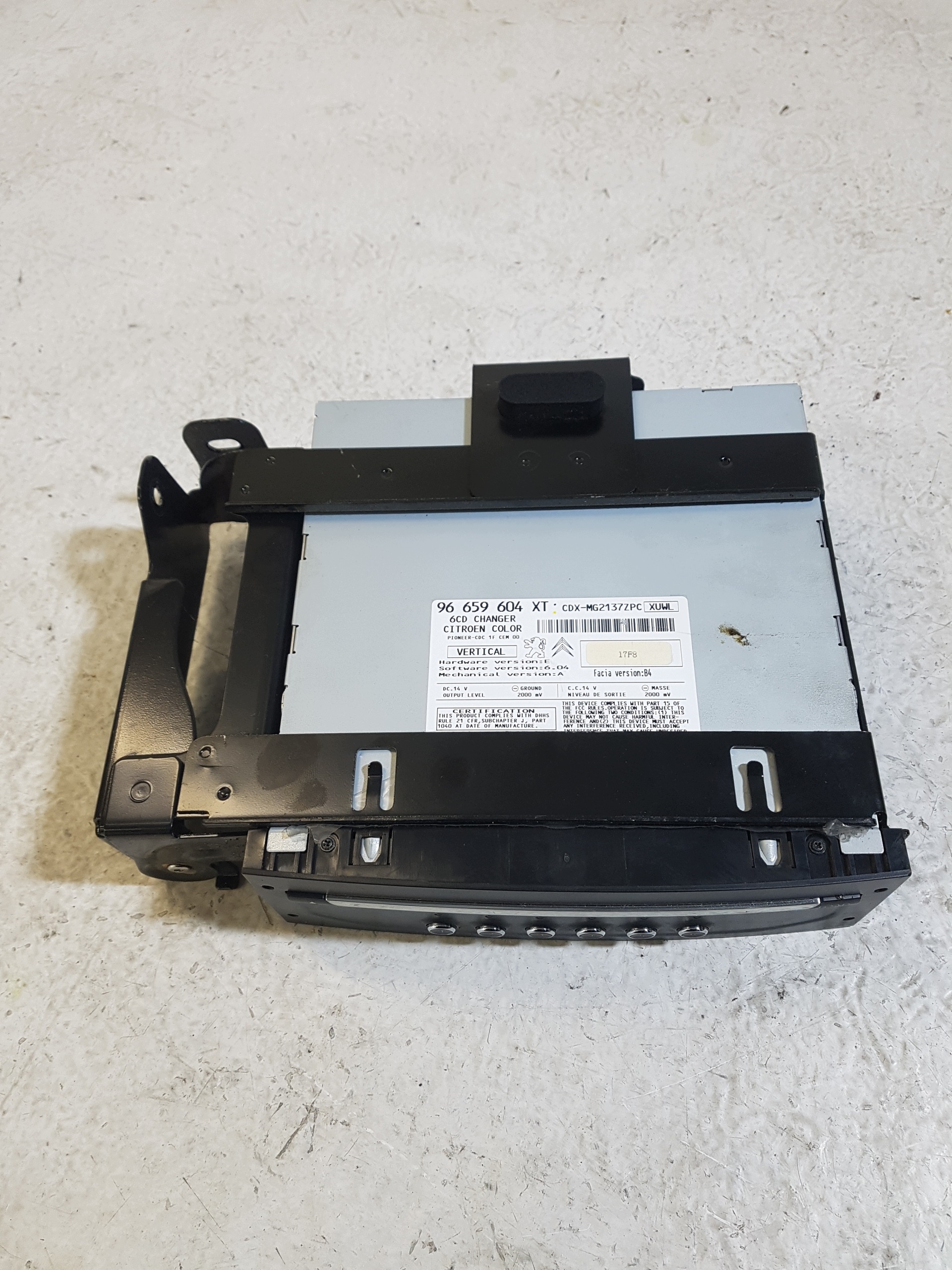 changer PLYT CD / DVD PEUGEOT 3008 96659604XT