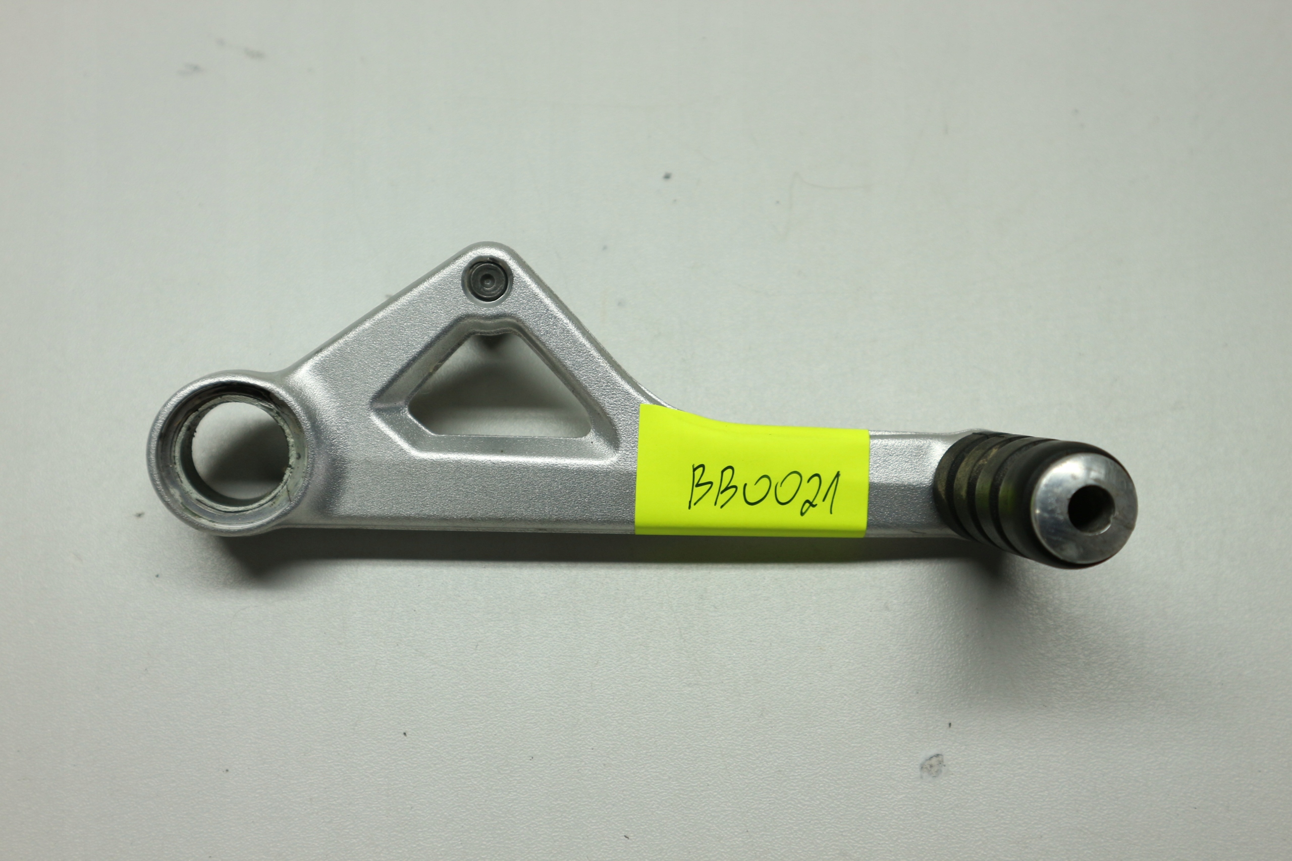 8526731 - BMW R 1200 1250 GS K50 K51 рычаг переключения передач