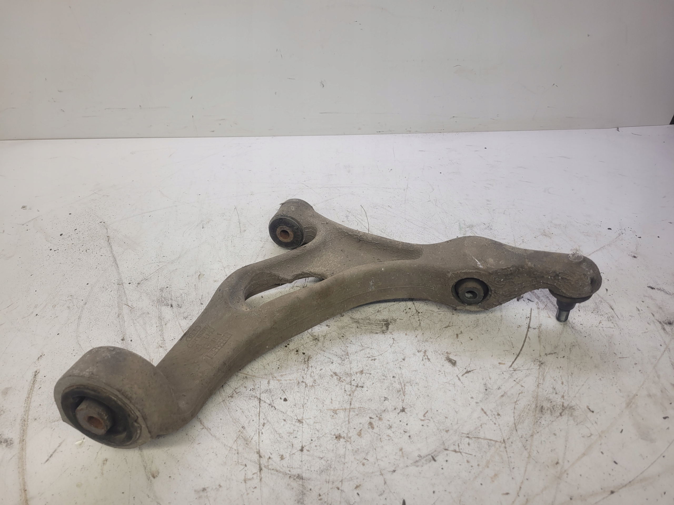 arm right front AUDI Q7 4L VW TOUAREG 7L0
