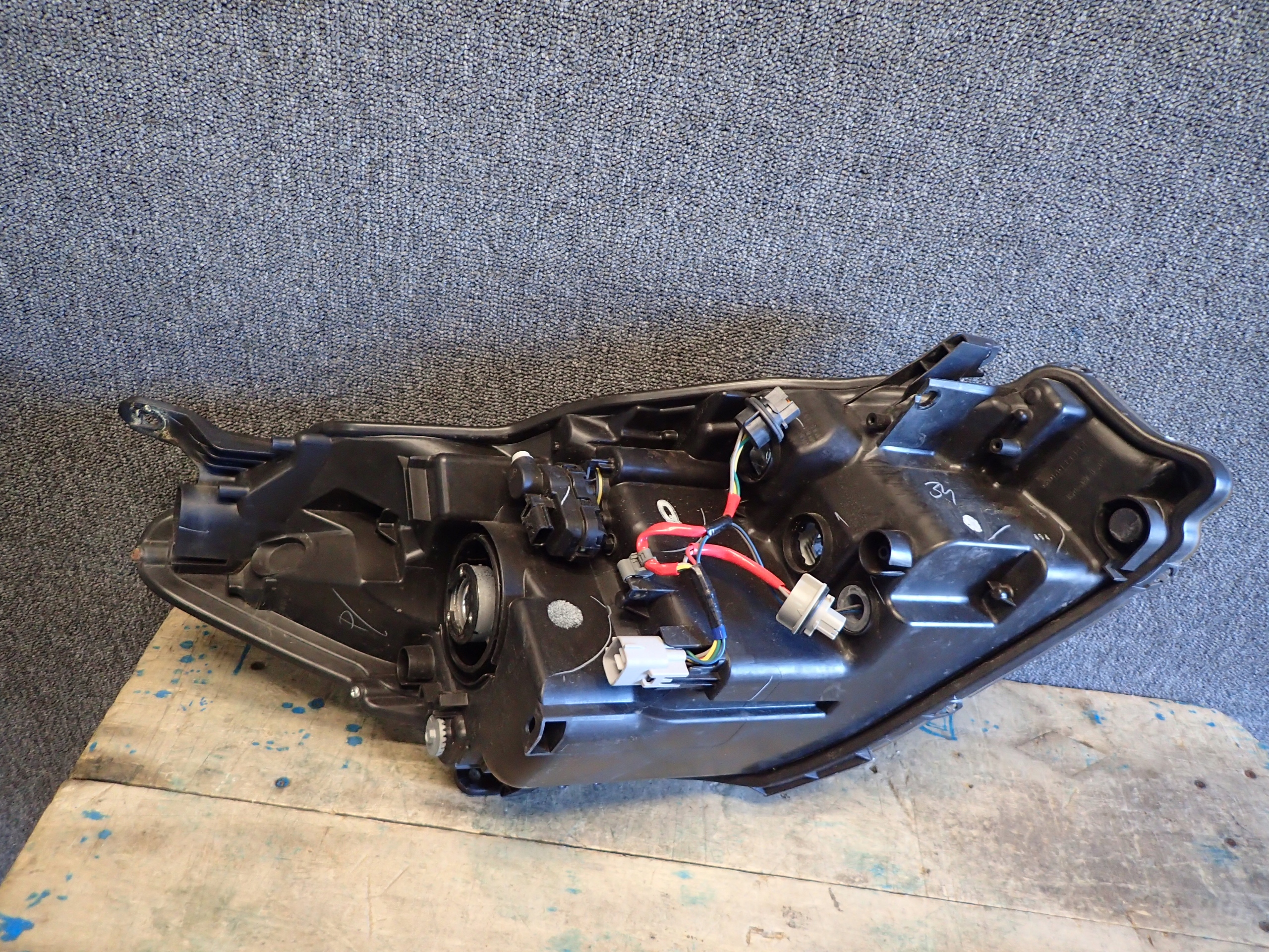 LIGHT FRONT LEFT TOYOTA YARIS III 3 LIFT LENS