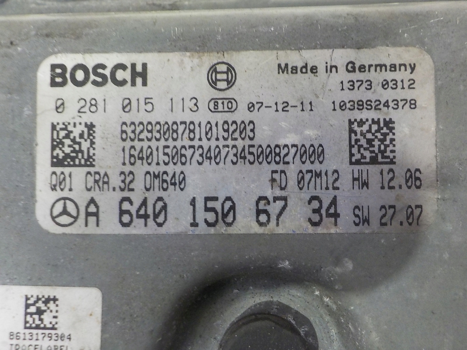 MERCEDES Computer Bedienteil 0281015113 A6401506734