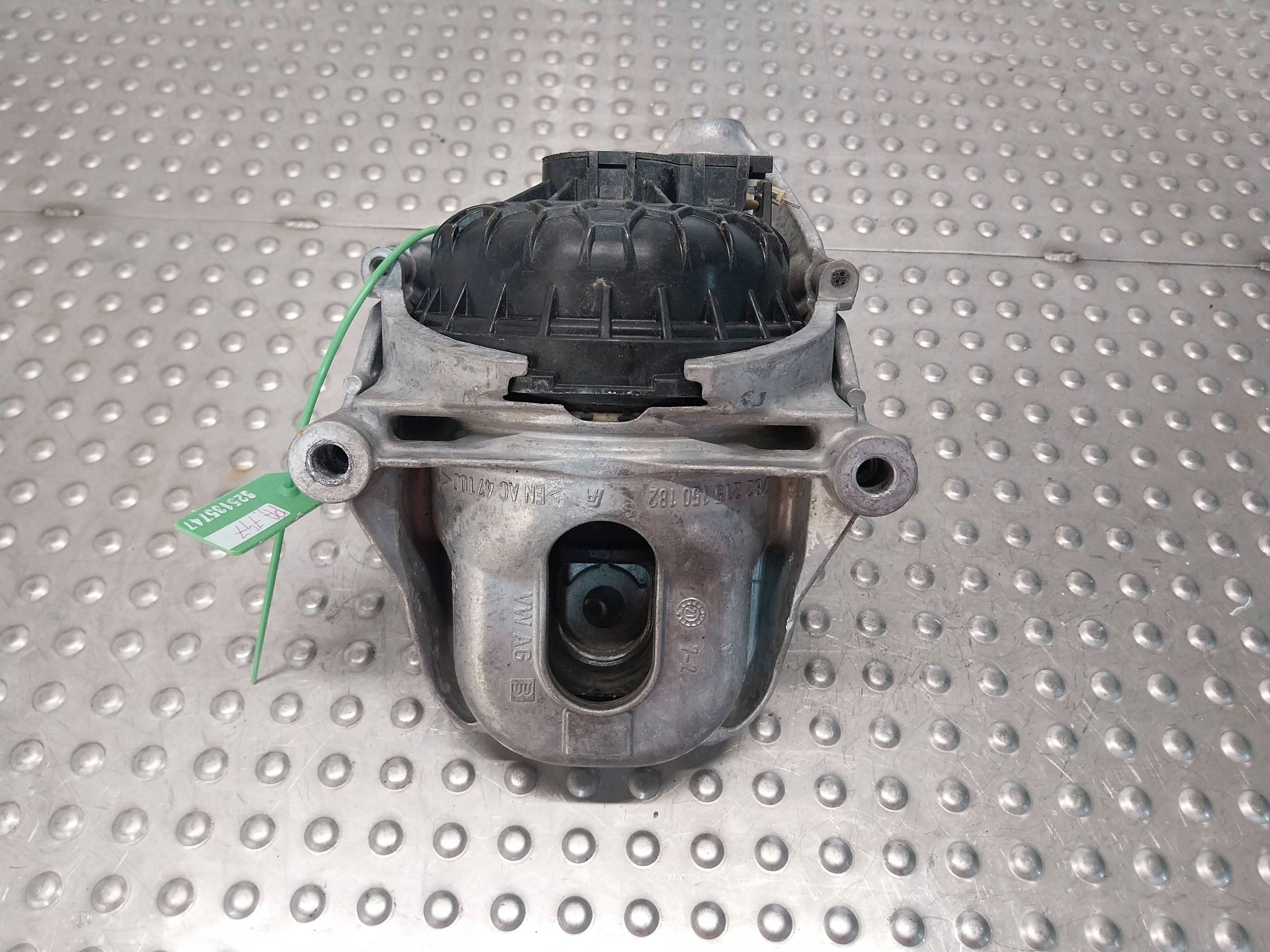 holder engine mount left 4M0199371FC AUDI A4 B9 A5 F5 8W Q5 80A Q7 20