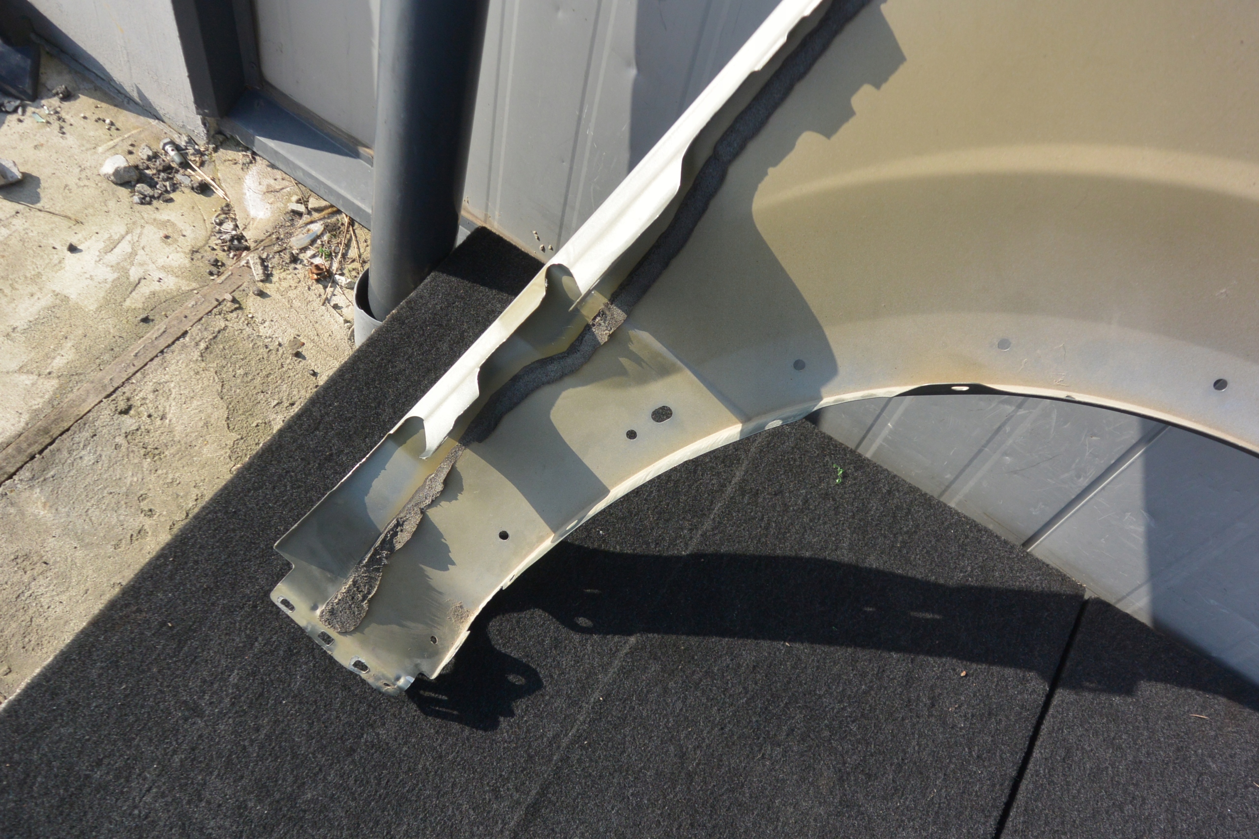 fender left front FORD F150 LARIAT 2017