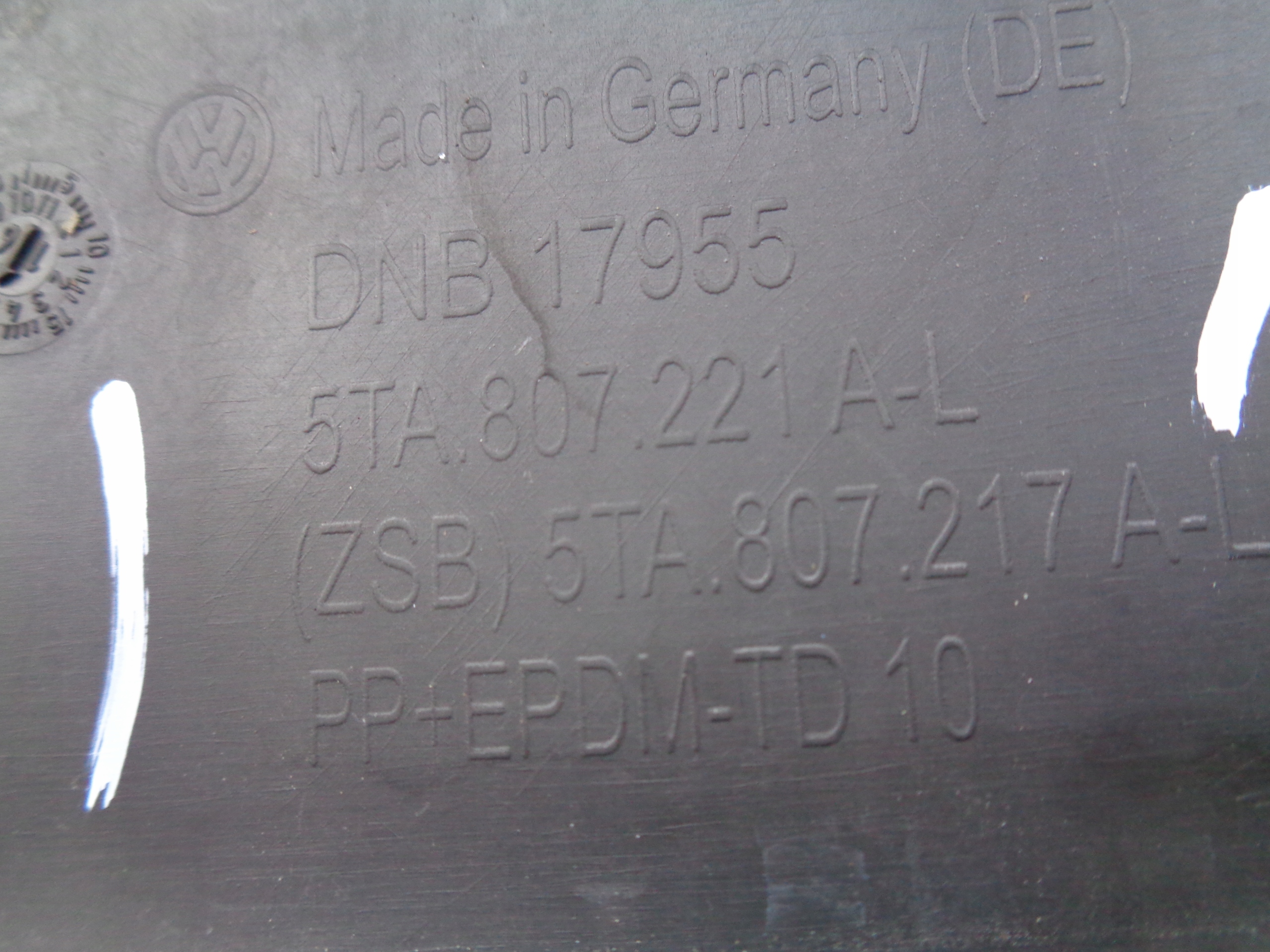 FRONTSTOSSSTANGE VW TOURAN 5TA 16- NR 44139