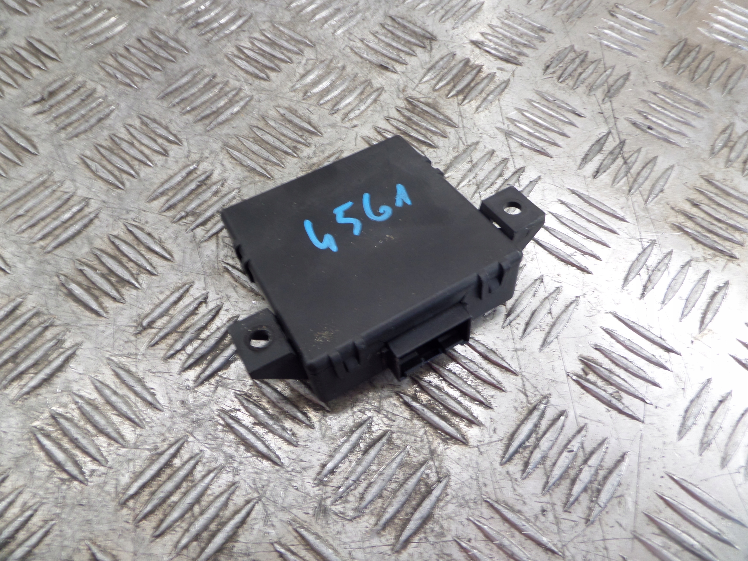 module control unit gateway Audi OE 8T0907468AB