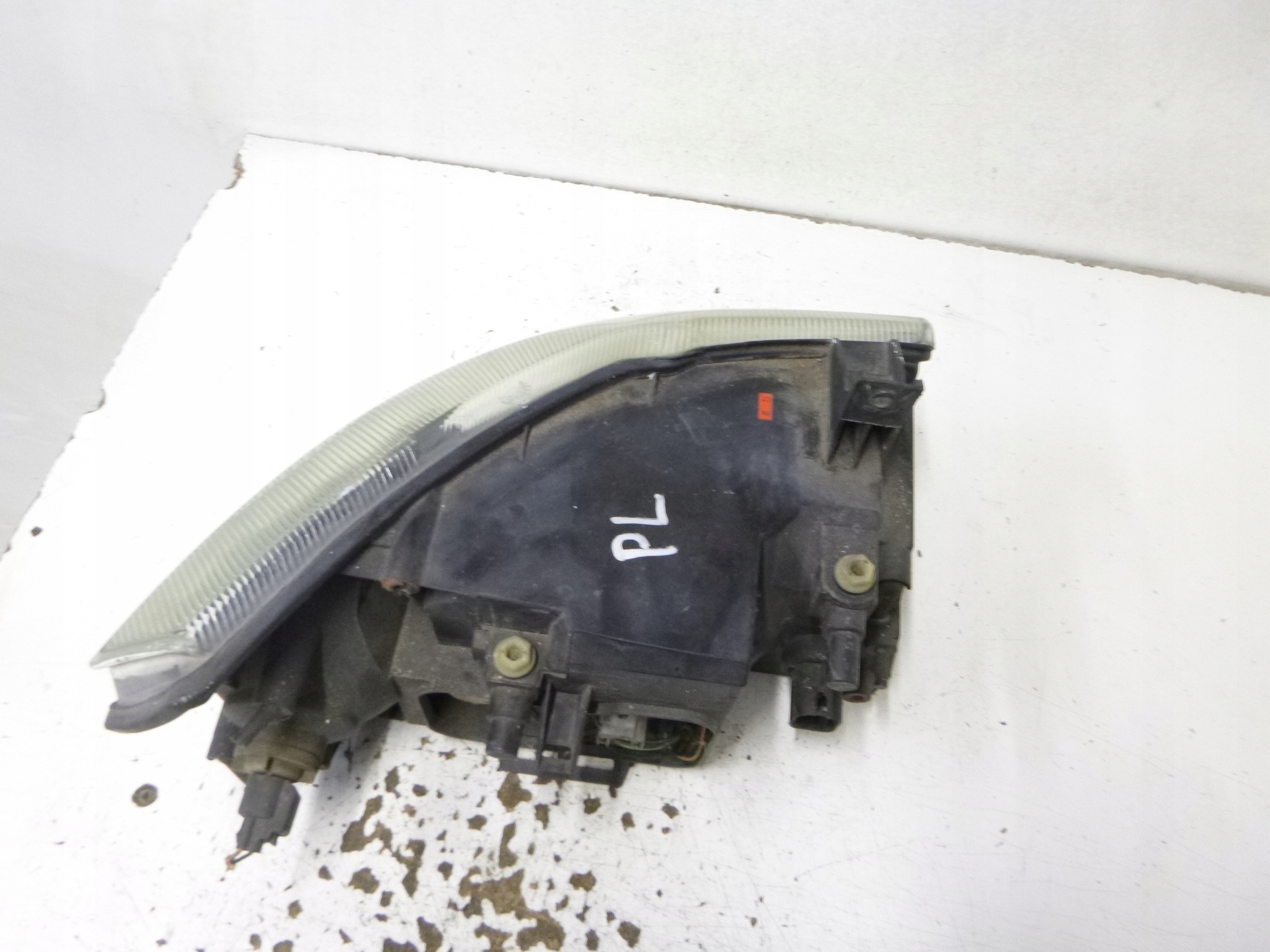 light front left Ford Transit V 2006r.