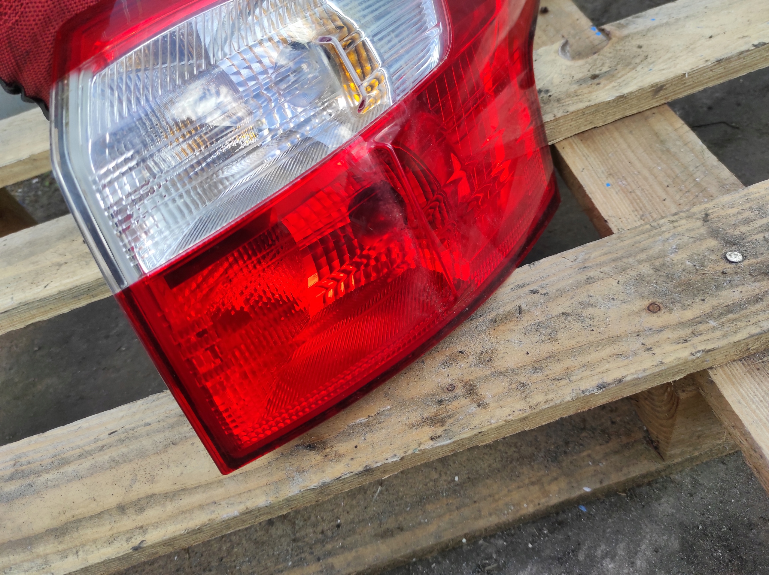 light right rear part FORD FOCUS MK3 KOMBI BM51-13404-G