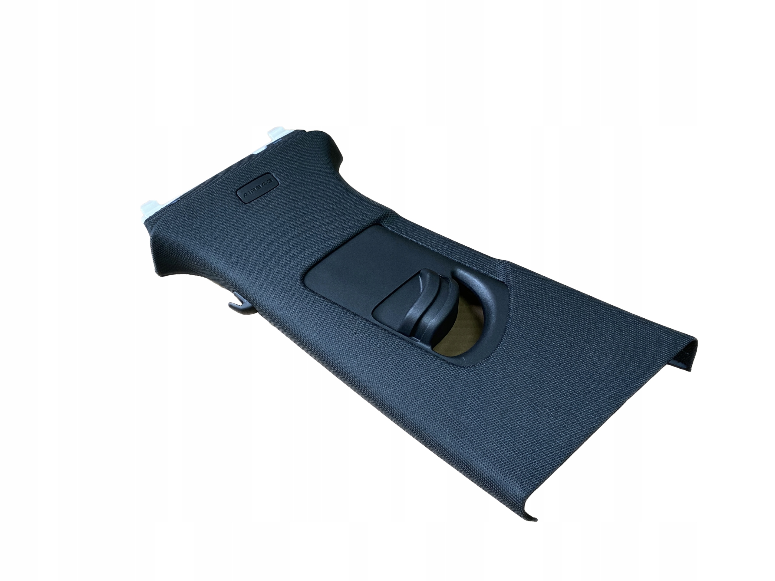 AUDI A4 8W B9 cover SLUPKA left 8W0867243E