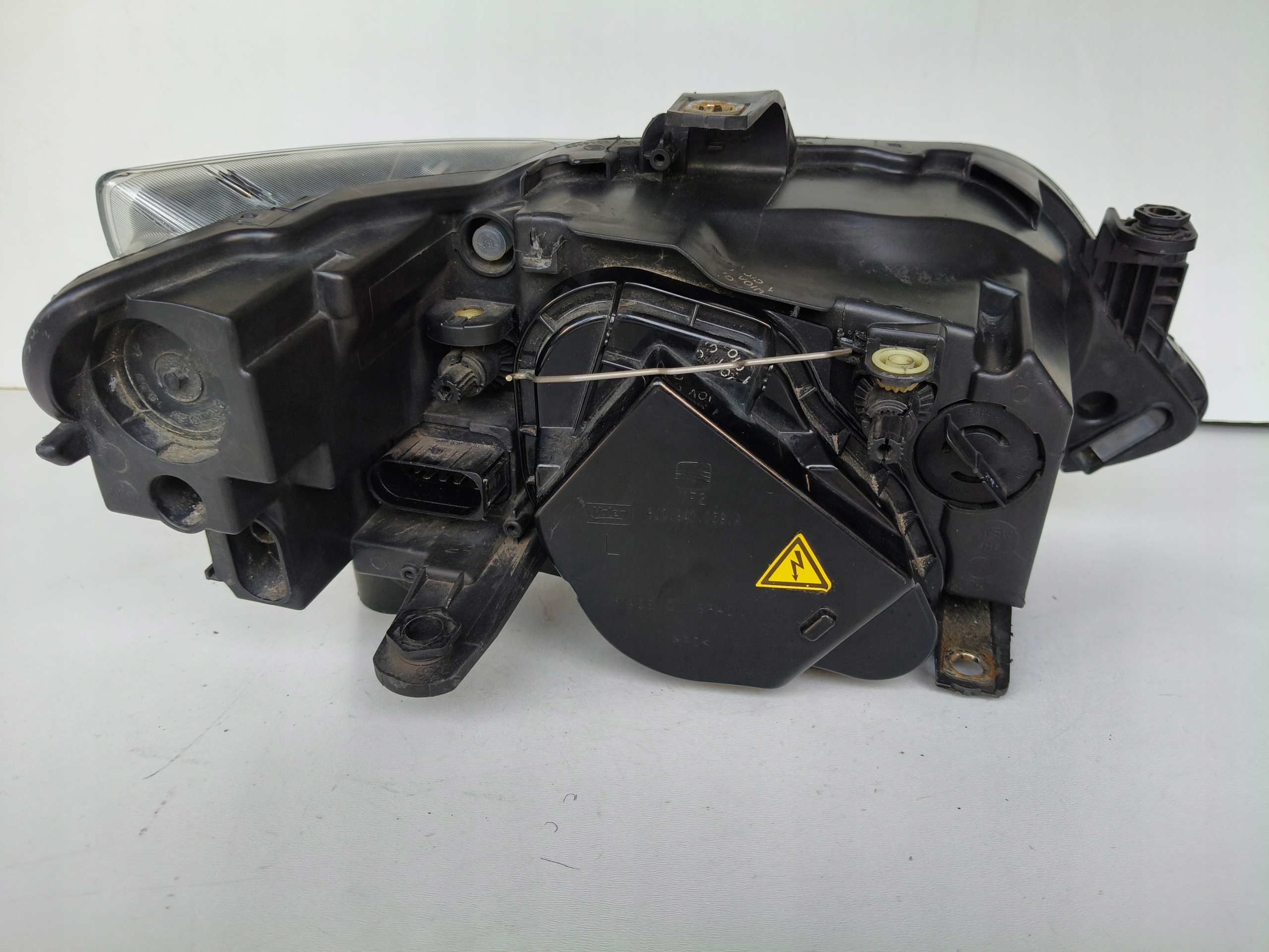 light left REFLEKTOR SEAT IBIZA 6J 6J0 12- LIFT XENON LED