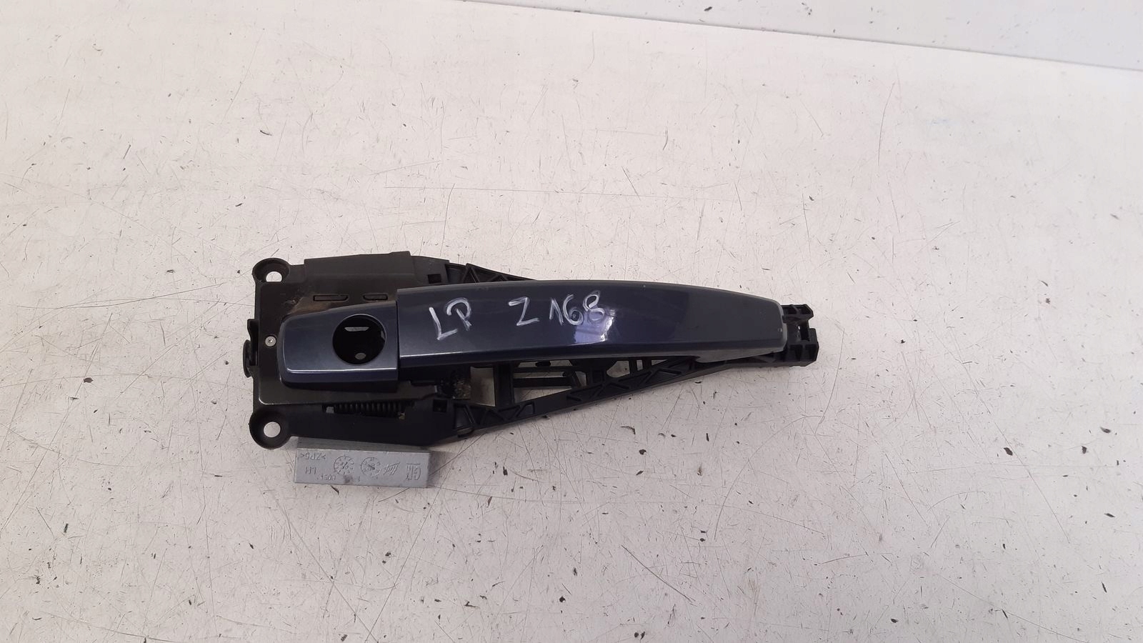 handle front front left Opel Astra J 2,0 CDTI Z168