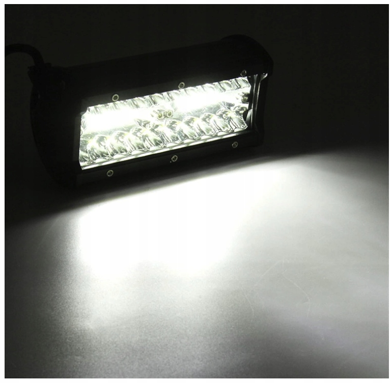 LAMPA LED SZPERACZ HALOGEN ROBOCZY REFLEKTOR SAMOCHODOWY 120W 12V 24V Napięcie 12-30 V