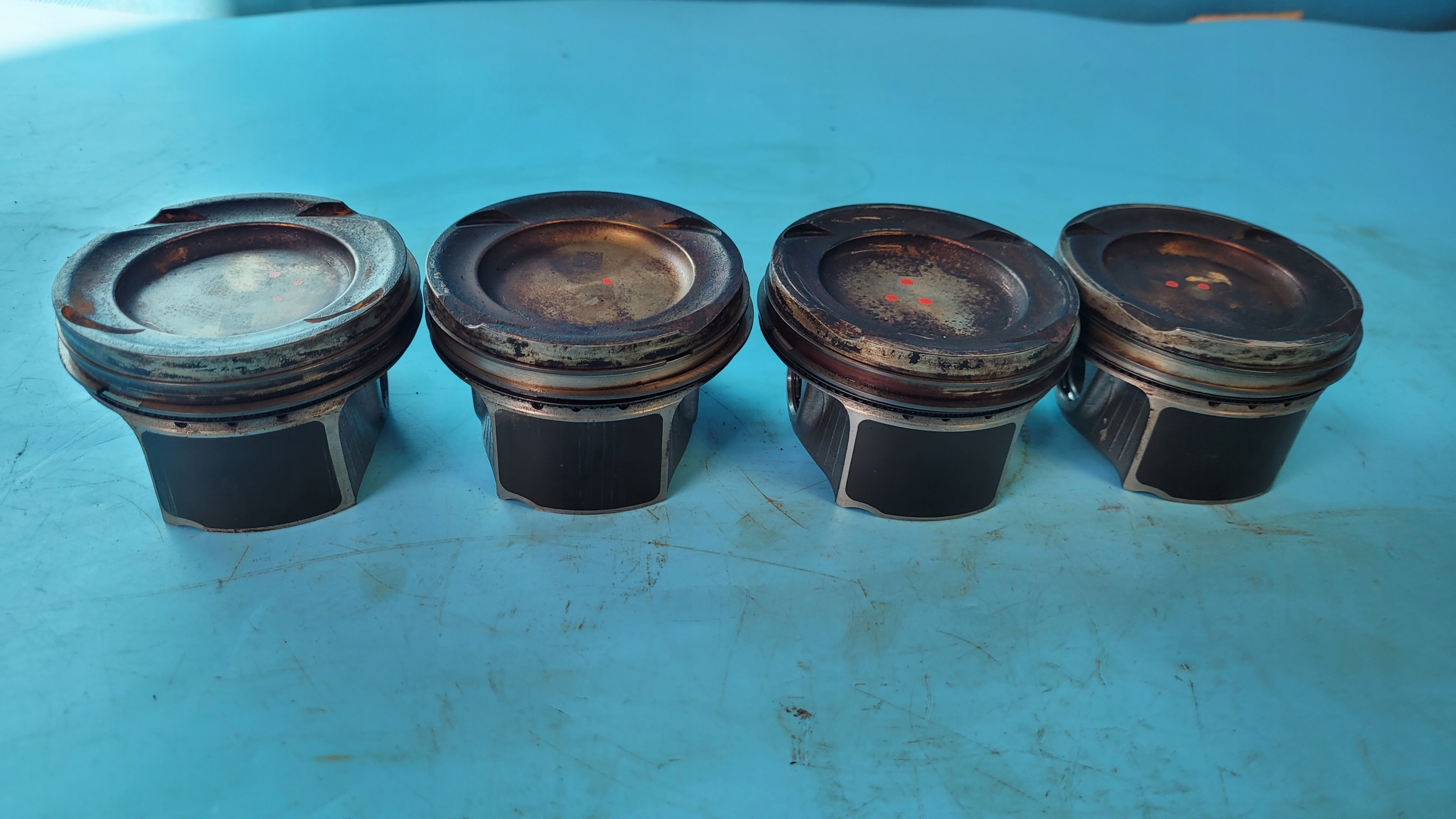 2.0T - W177 19R поршневий двигун 2.0 T 260.920