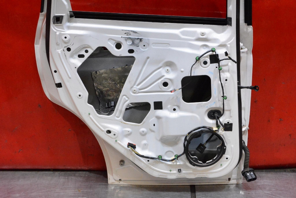 door left rear part rear. UG FORD C-MAX MK2 USA 15-19