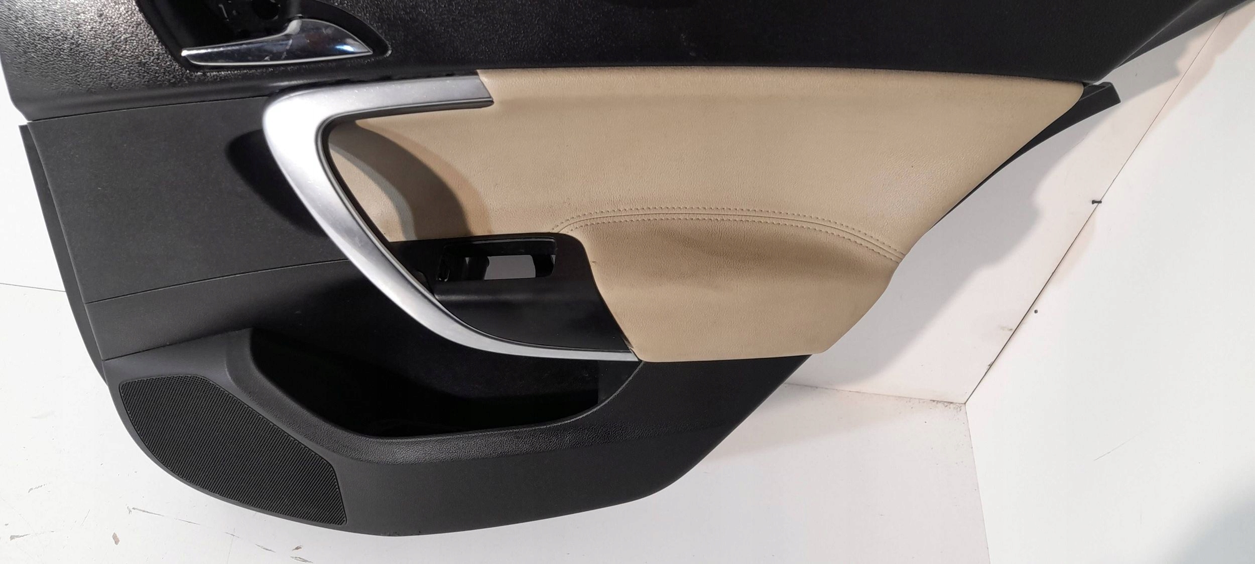 Opel Insignia A side door rear right 1064656 (ET204)