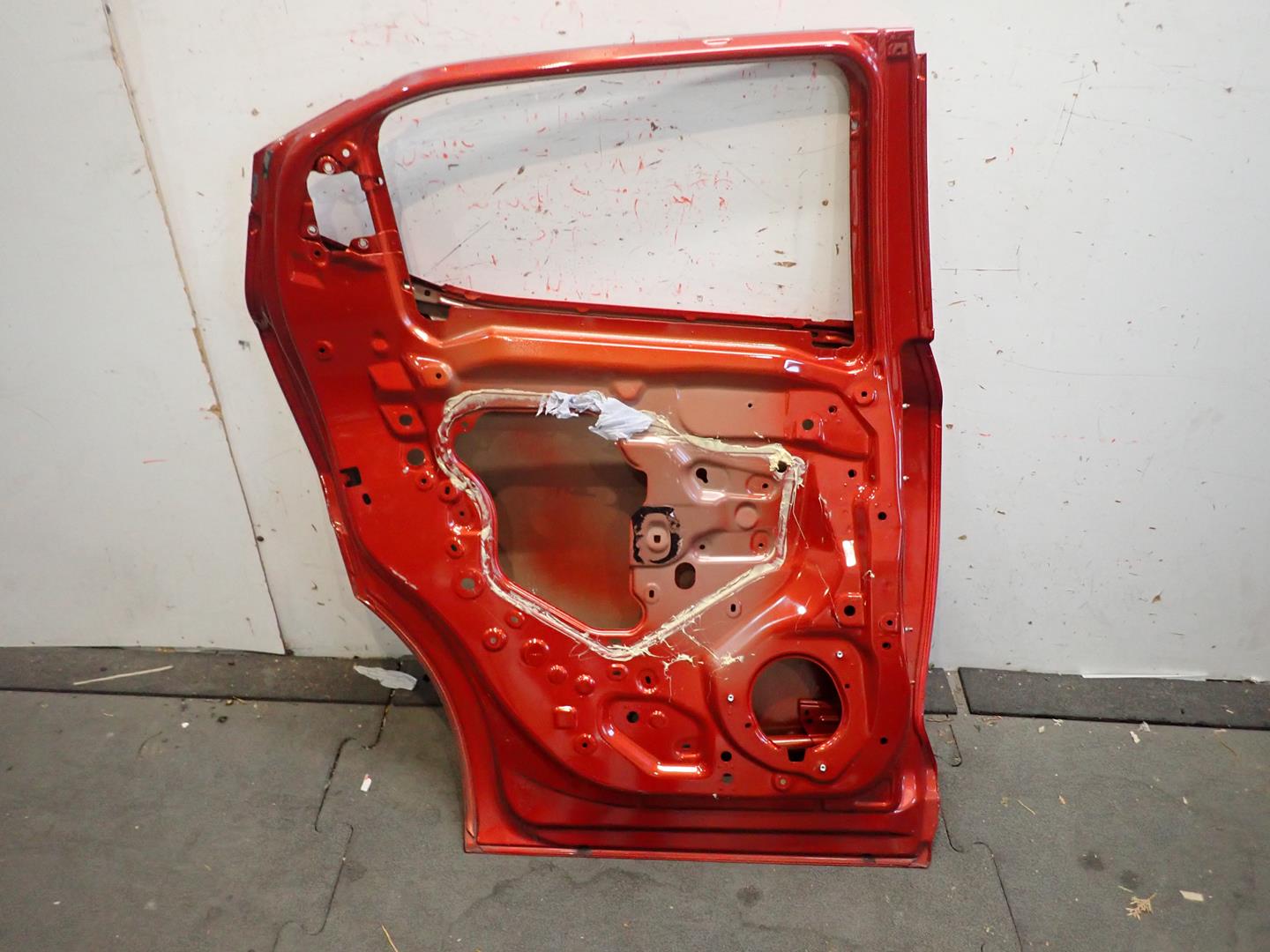door rear part rear. left NISSAN JUKE II 2019