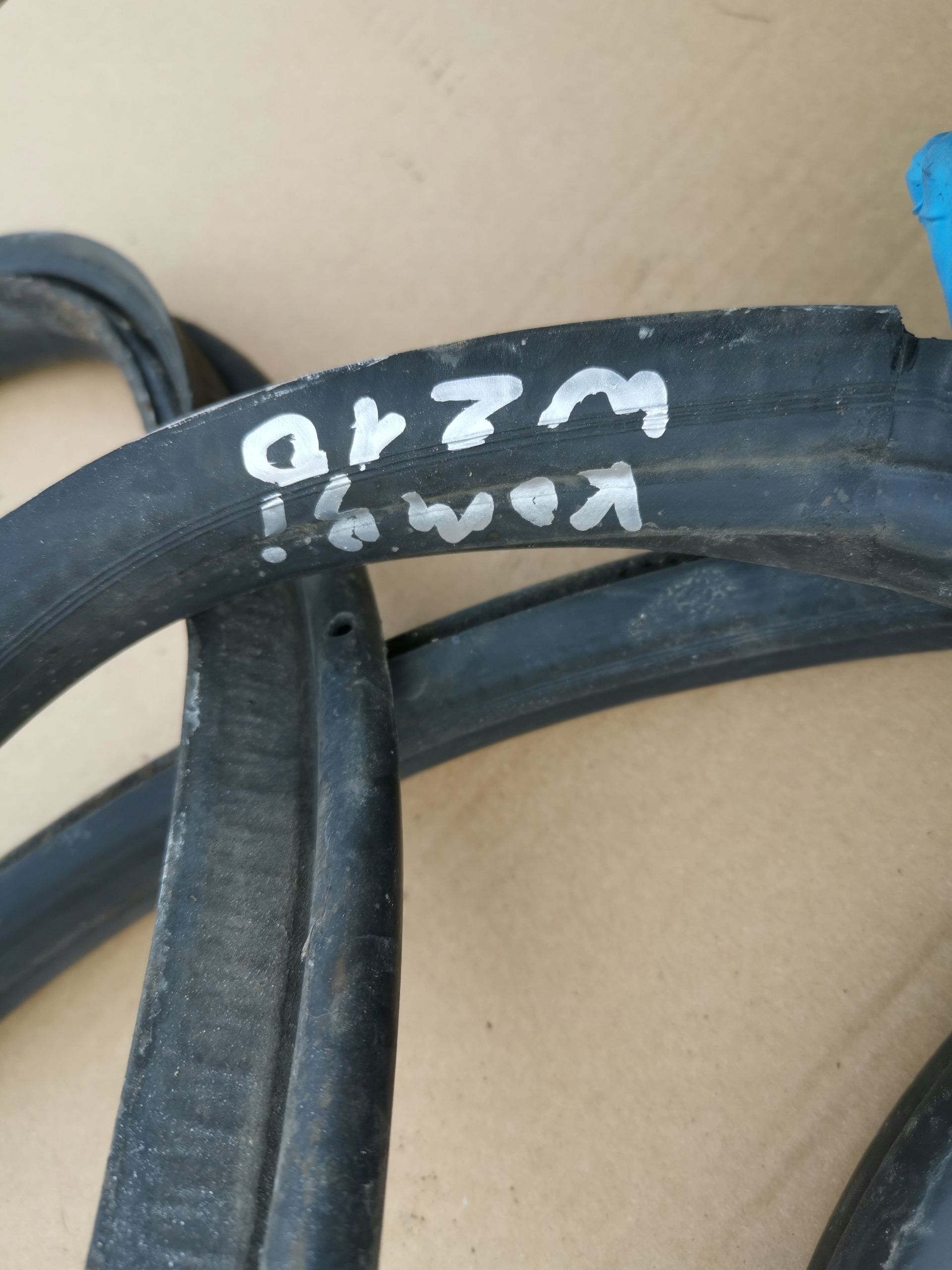 gasket bonnet boot MERCEDES E W210 KOMBI