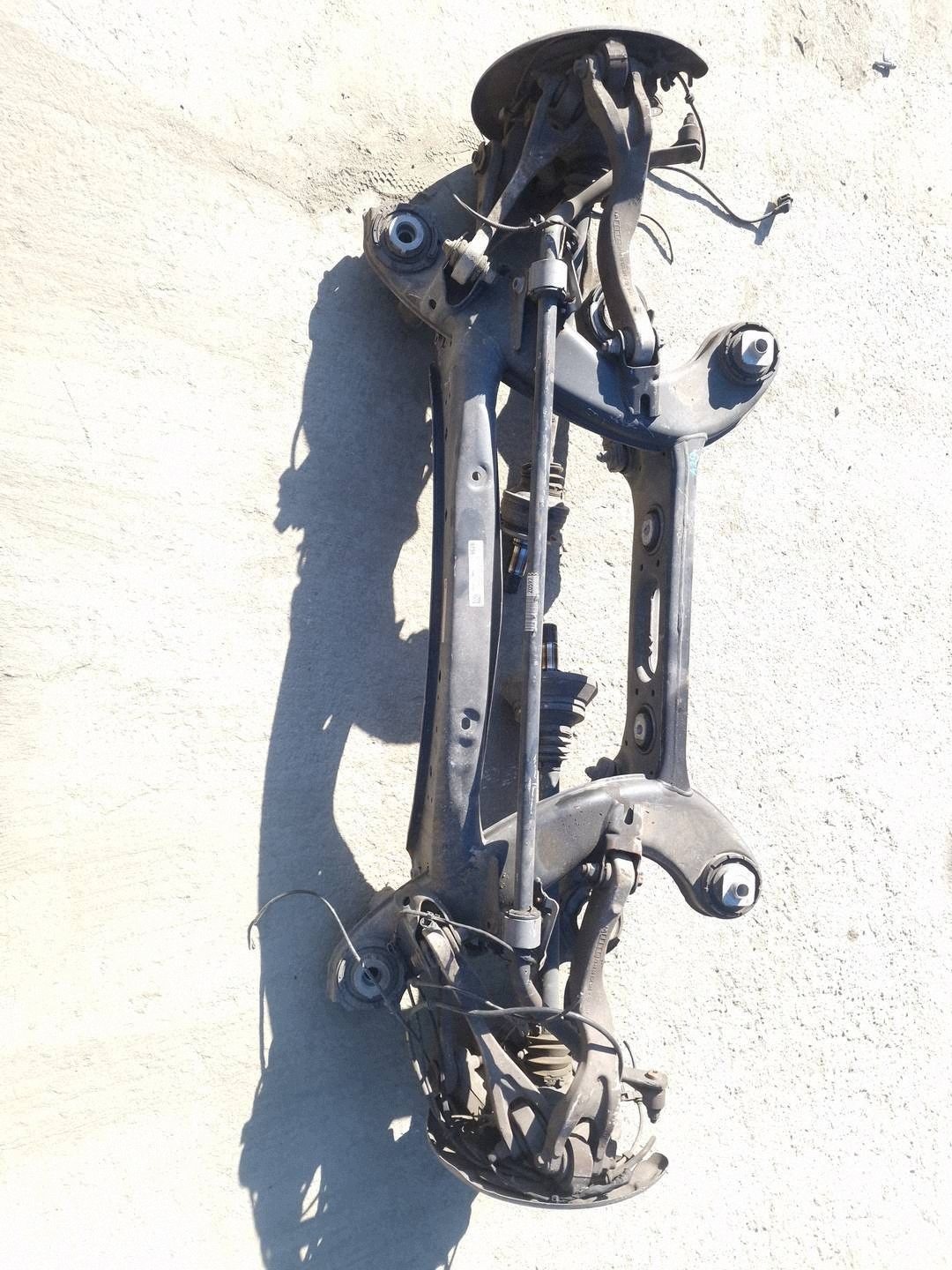 sususpension rear part arm semi-axis MERCEDES W205 COUPE CABRIO differential diff C63 6.3