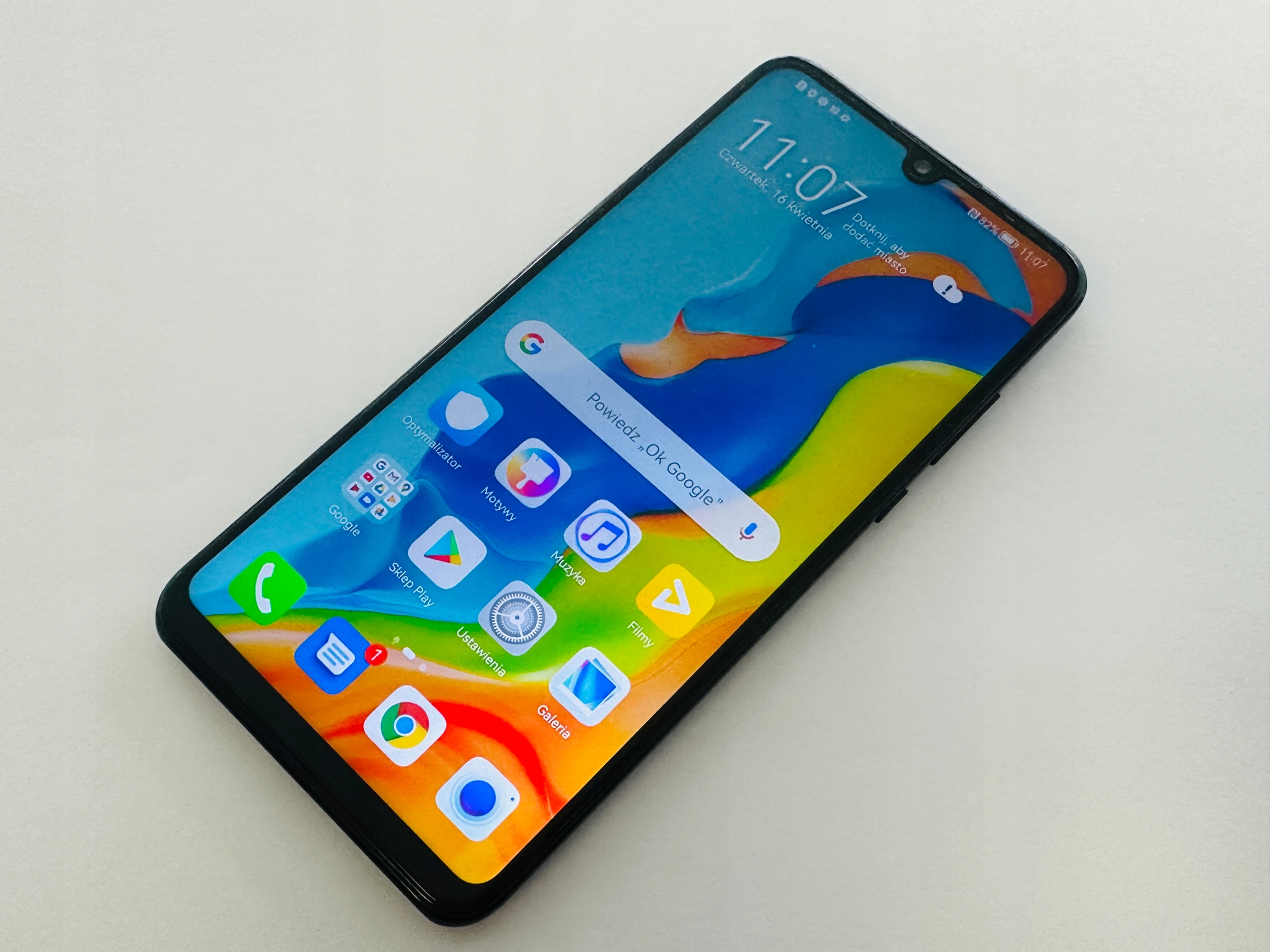Smartfon Huawei P30 Lite 4 GB / 64 GB 4G (LTE) czarny