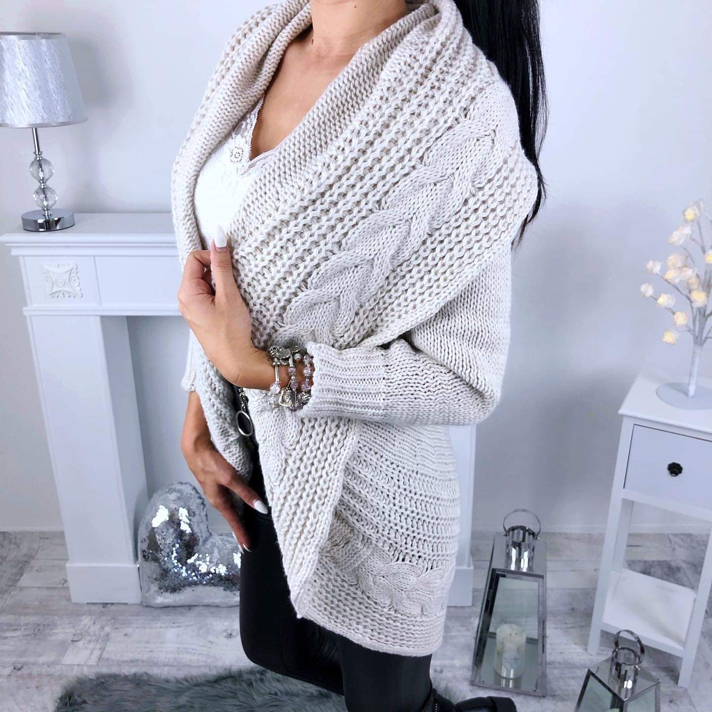 CIEPŁY KARDIGAN NARZUTKA SWETER WARKOCZ -- KOLORY Kolor wielokolorowy