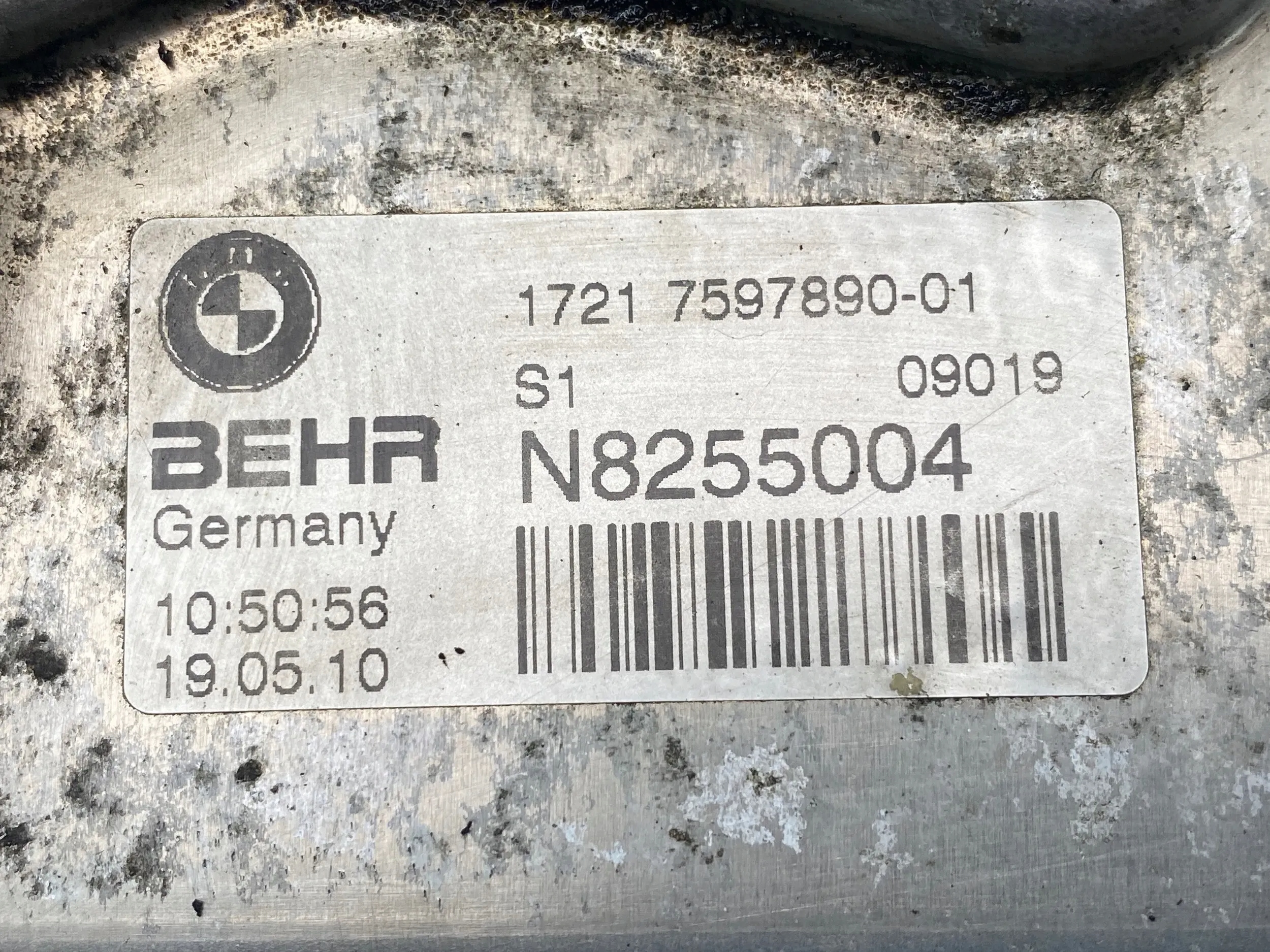 radiatore olio BMW F02 N63 7597890