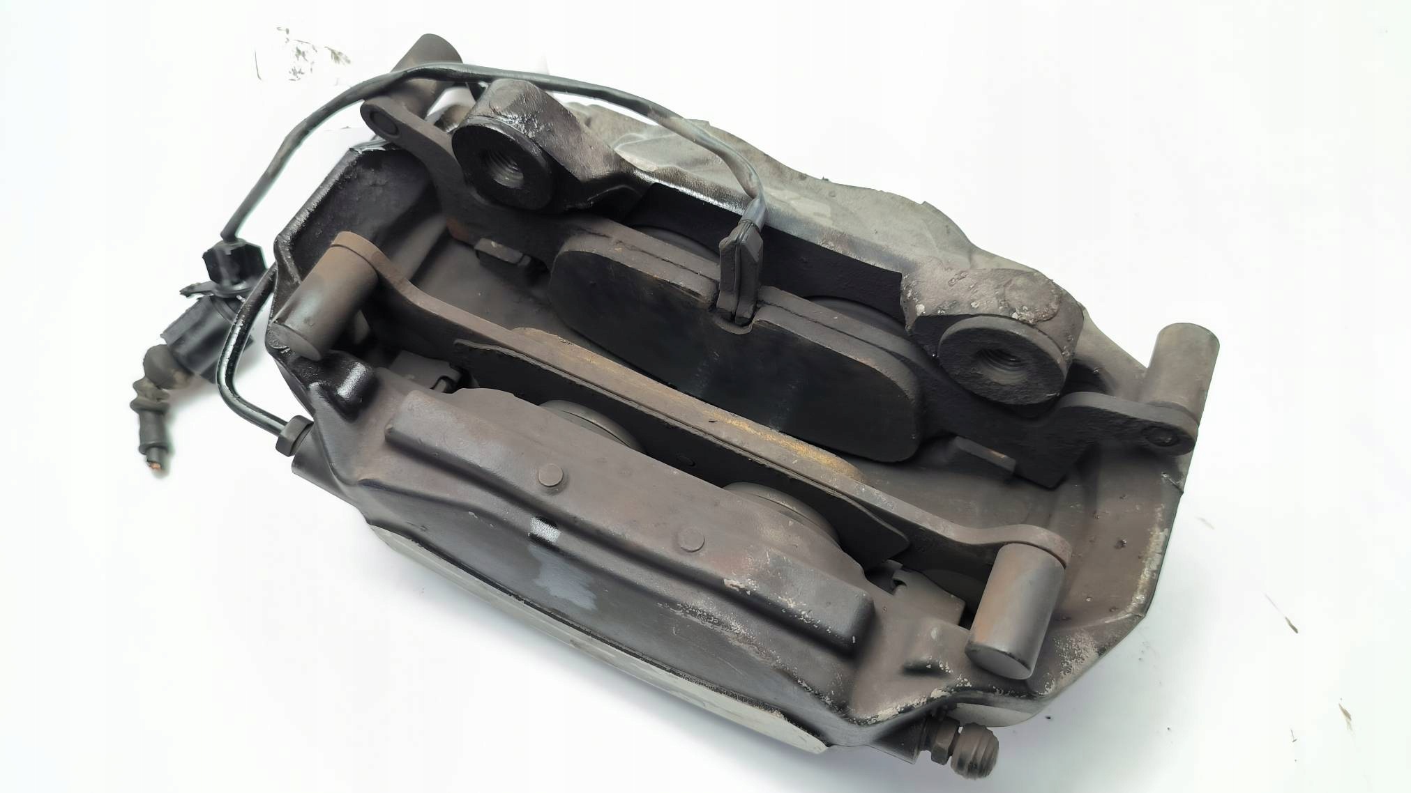 de l’étriers freins frein avant gauche AUDI A4 B9