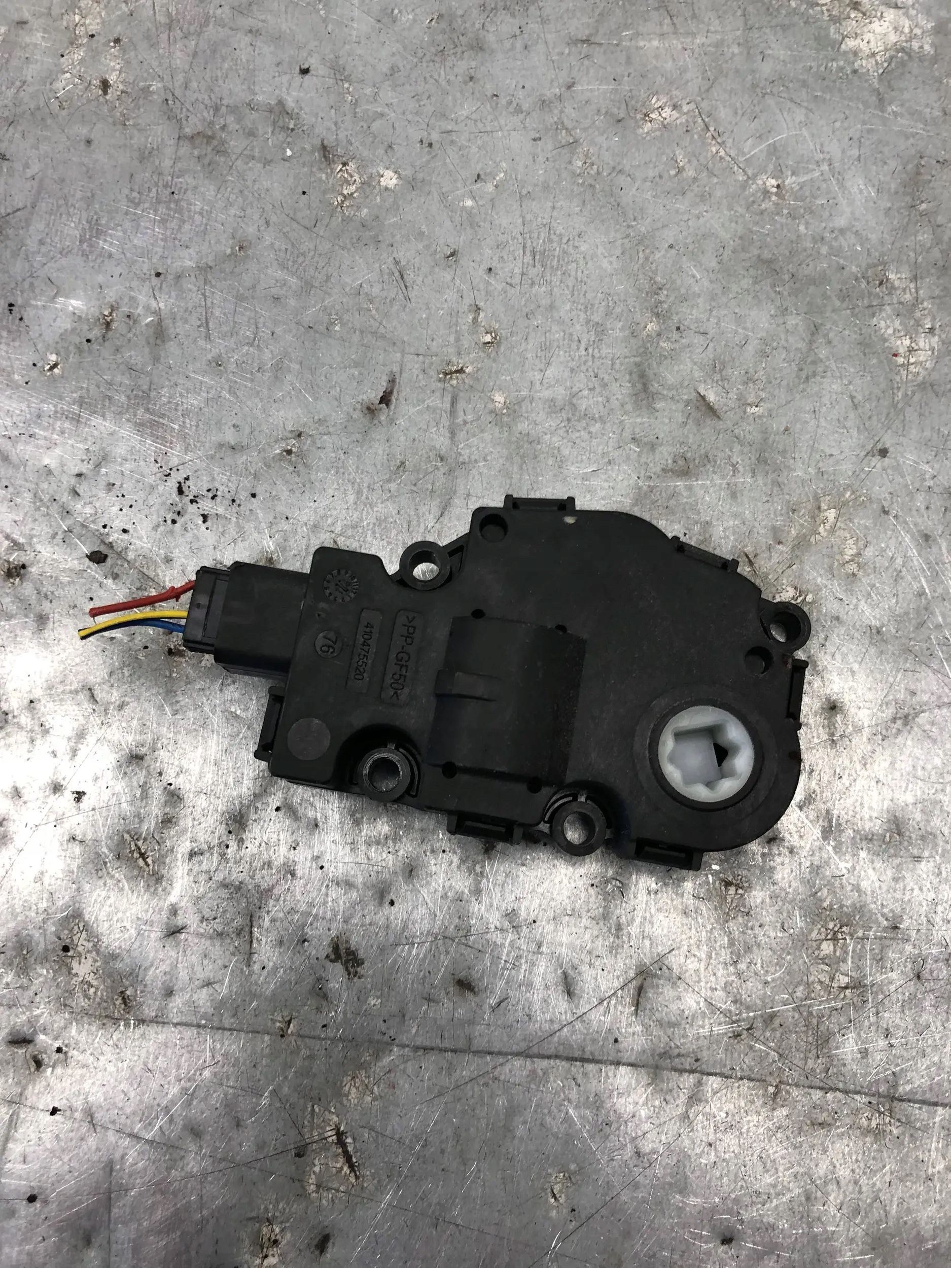 Micro moteur Bloc de chauffage complet BMW F30 T946104
