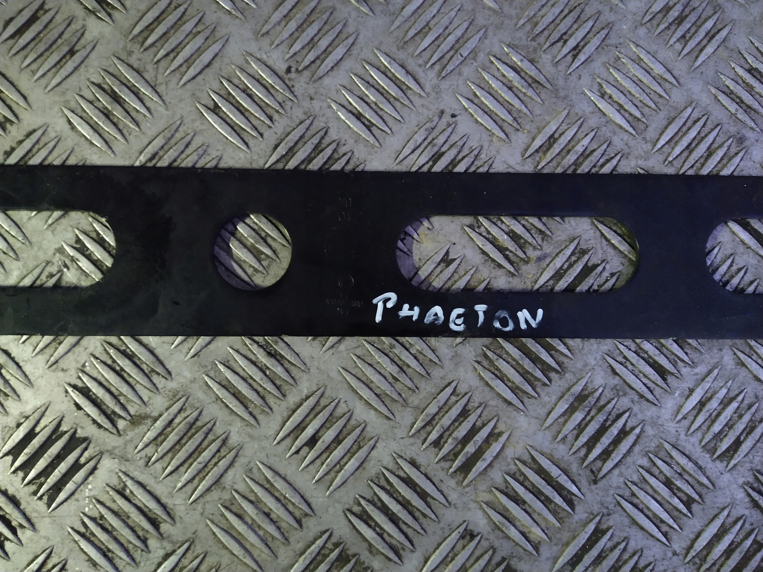 VW PHAETON Support plaque Console Armature Avant