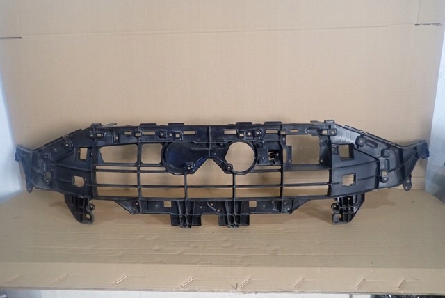 ATRAPA GRIL GRILL WZMOCNIENIE AUDI E TRON 4KE 19-