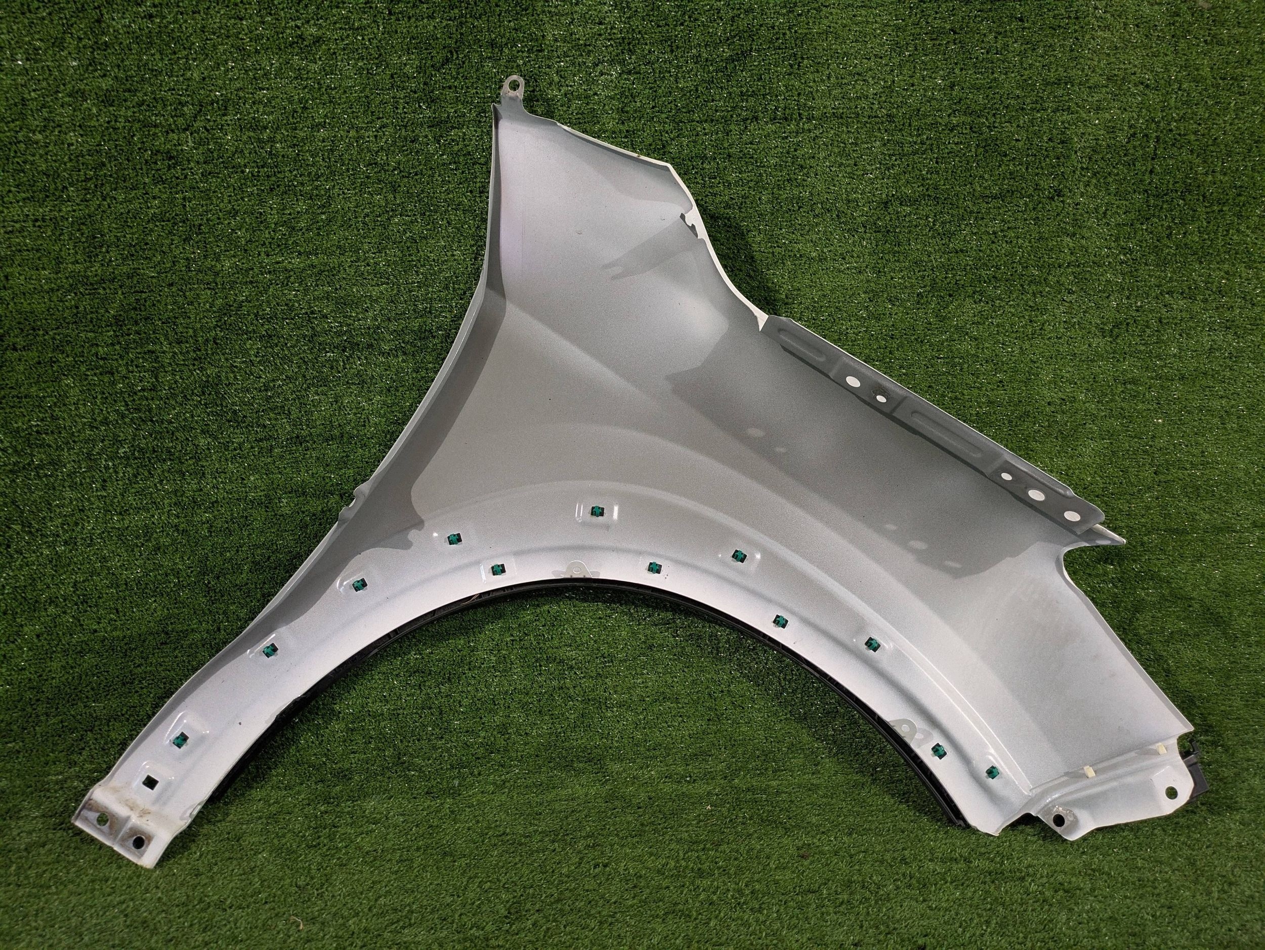 fender front left front HYUNDAI TUCSON III 15- NR.B689