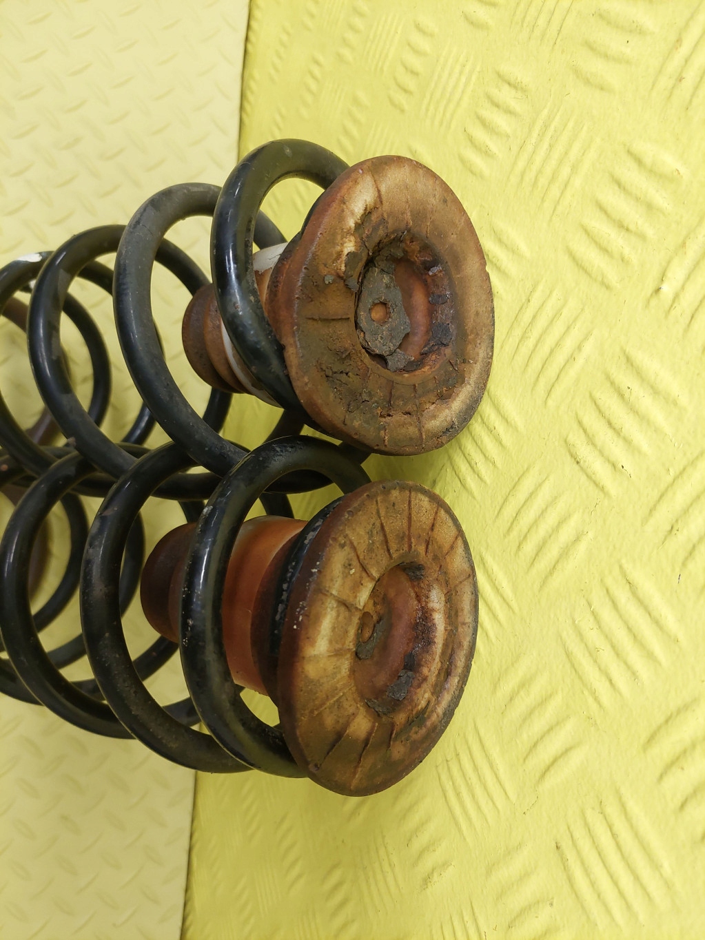 CITROEN BERLINGO III 1.6 VTI springs springing rear part
