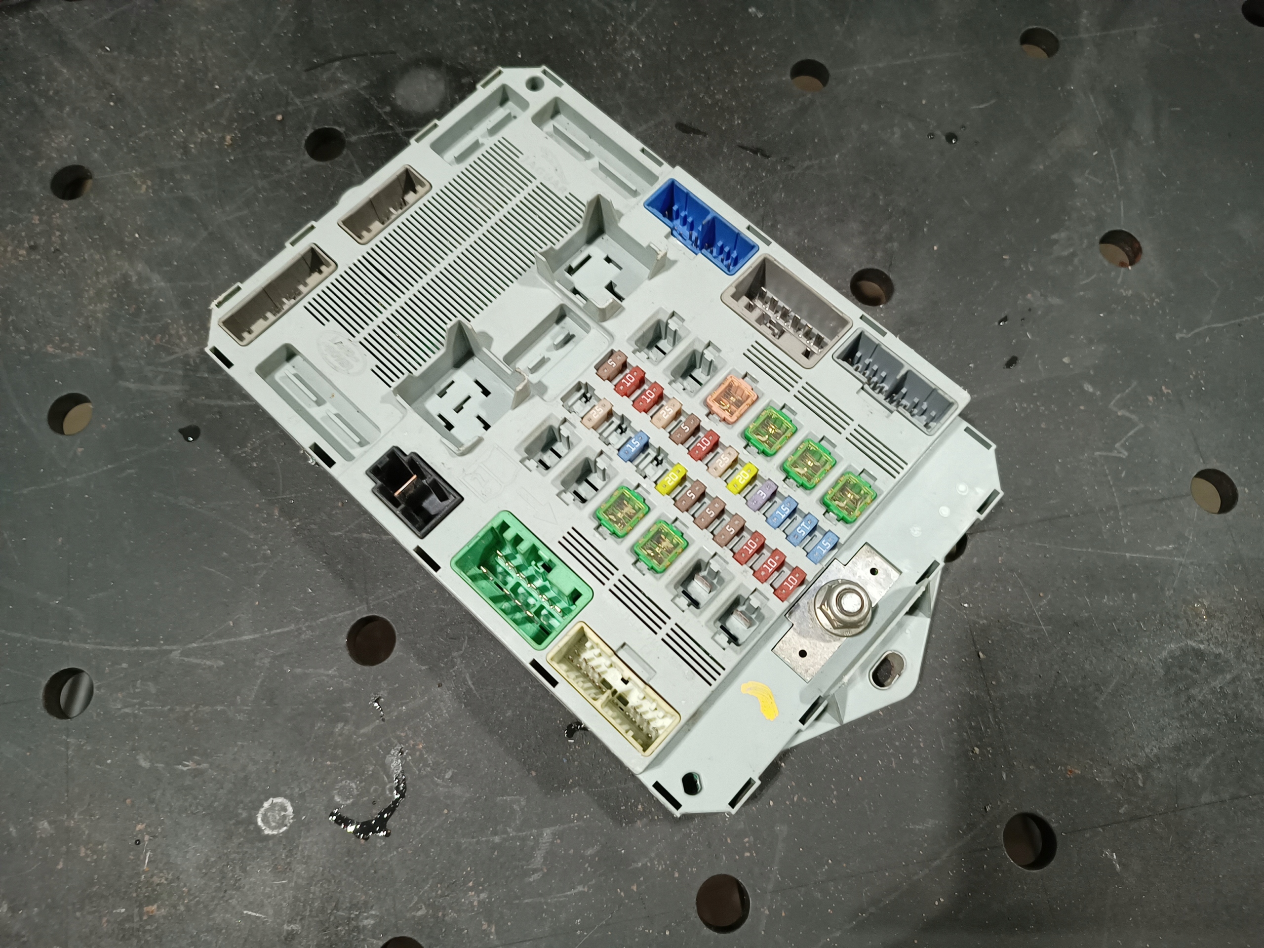 JAGUAR XF X250 LIFT - skrzynka bezpieczników BCM Numer katalogowy części DX23-14D628-BG