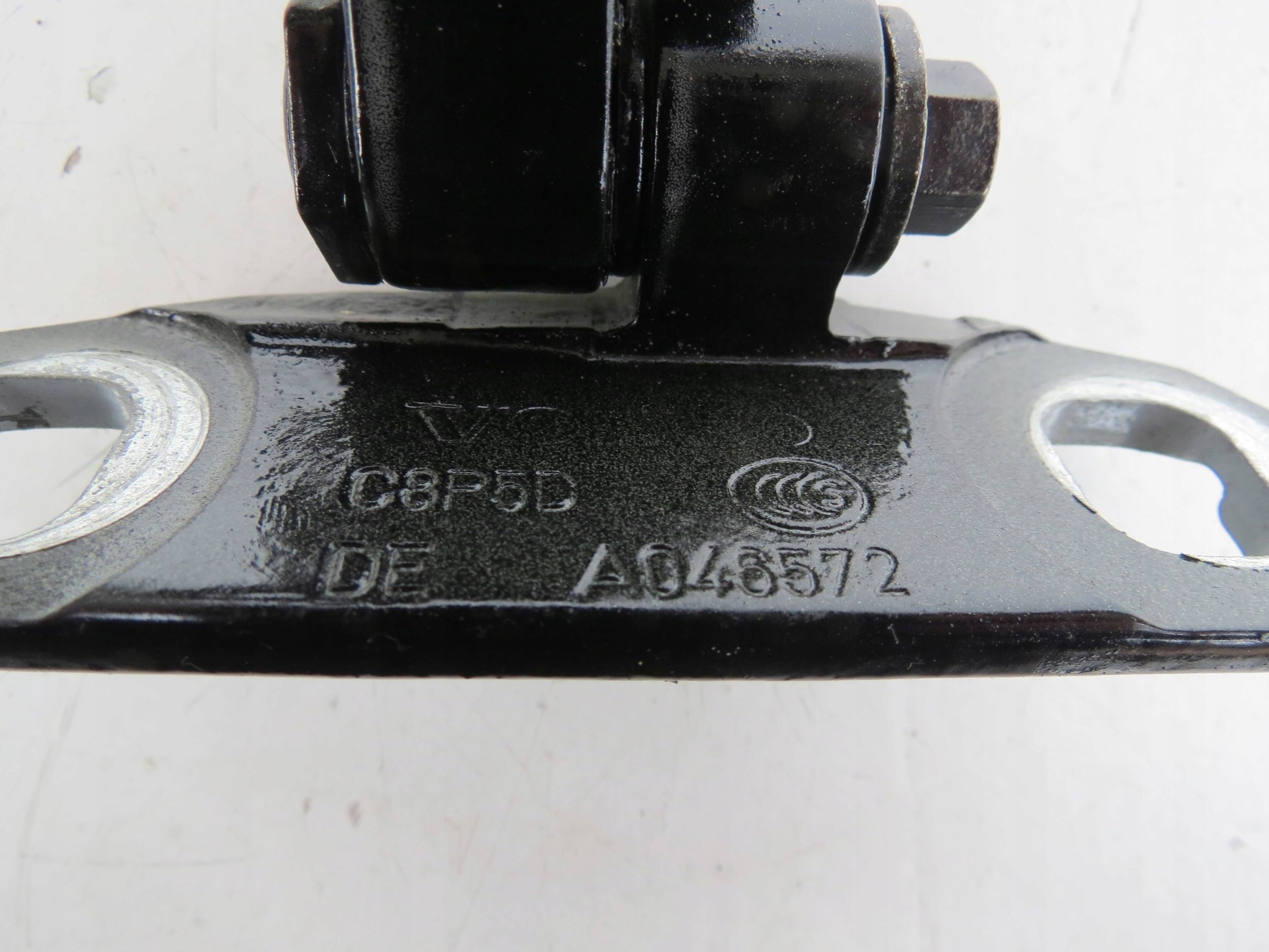 hinge lower door PRZEDNICH VOLVO XC60 II 31218315