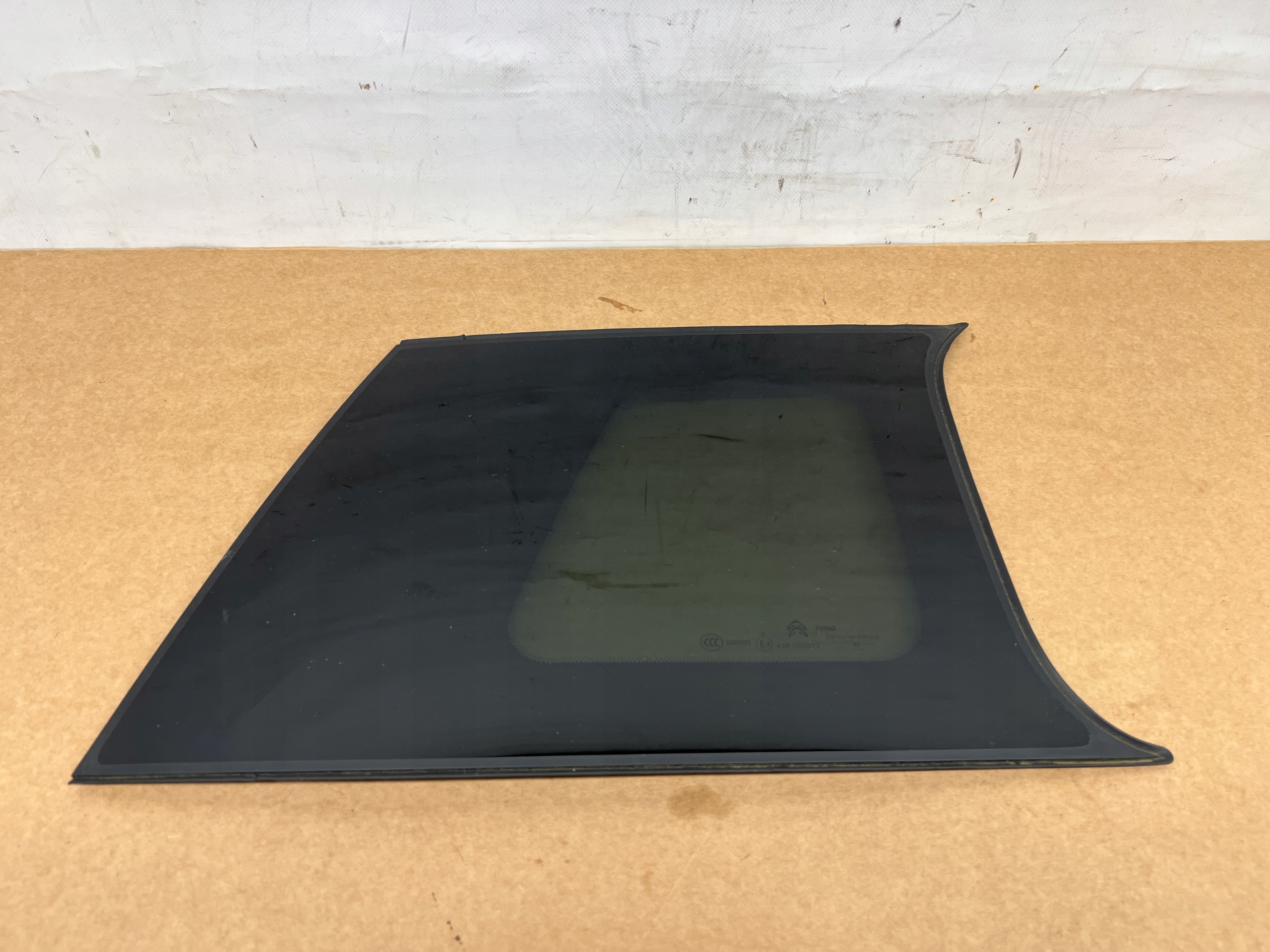 Citroen C5 Aircross window bodywork right rear part right rear
