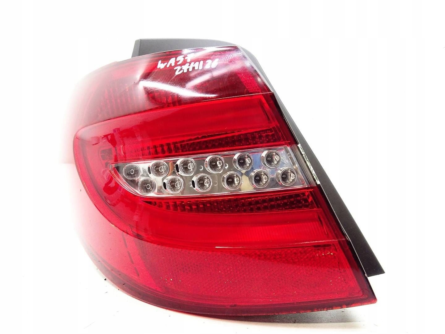 light left rear part left rear LED MERCEDES B W246 A2468200564