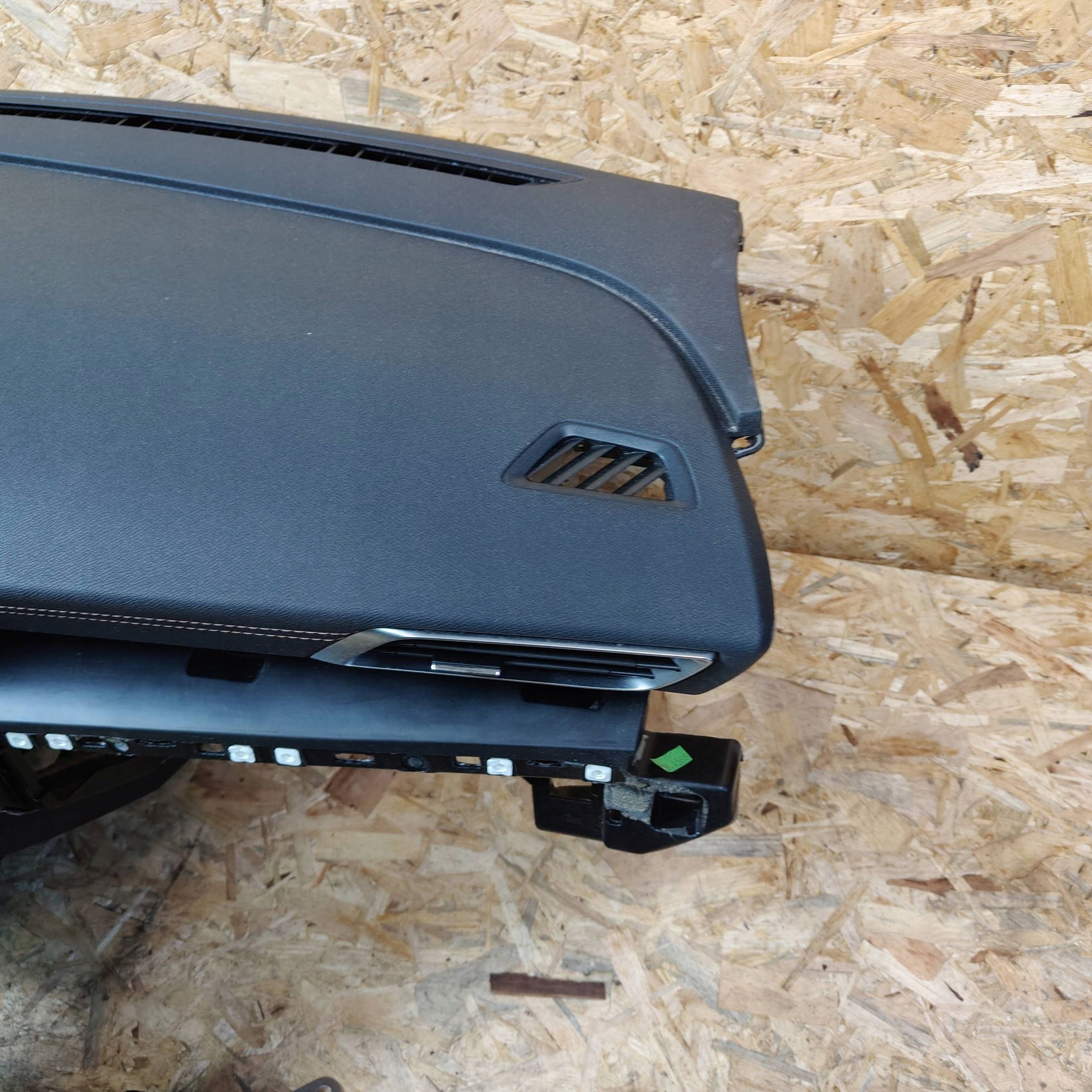 dashboard instrument panel Peugeot 3008 II