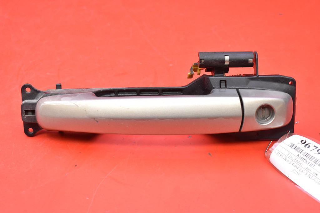 handle left front front PIASKOWA FIAT SEDICI 1 and 05-09