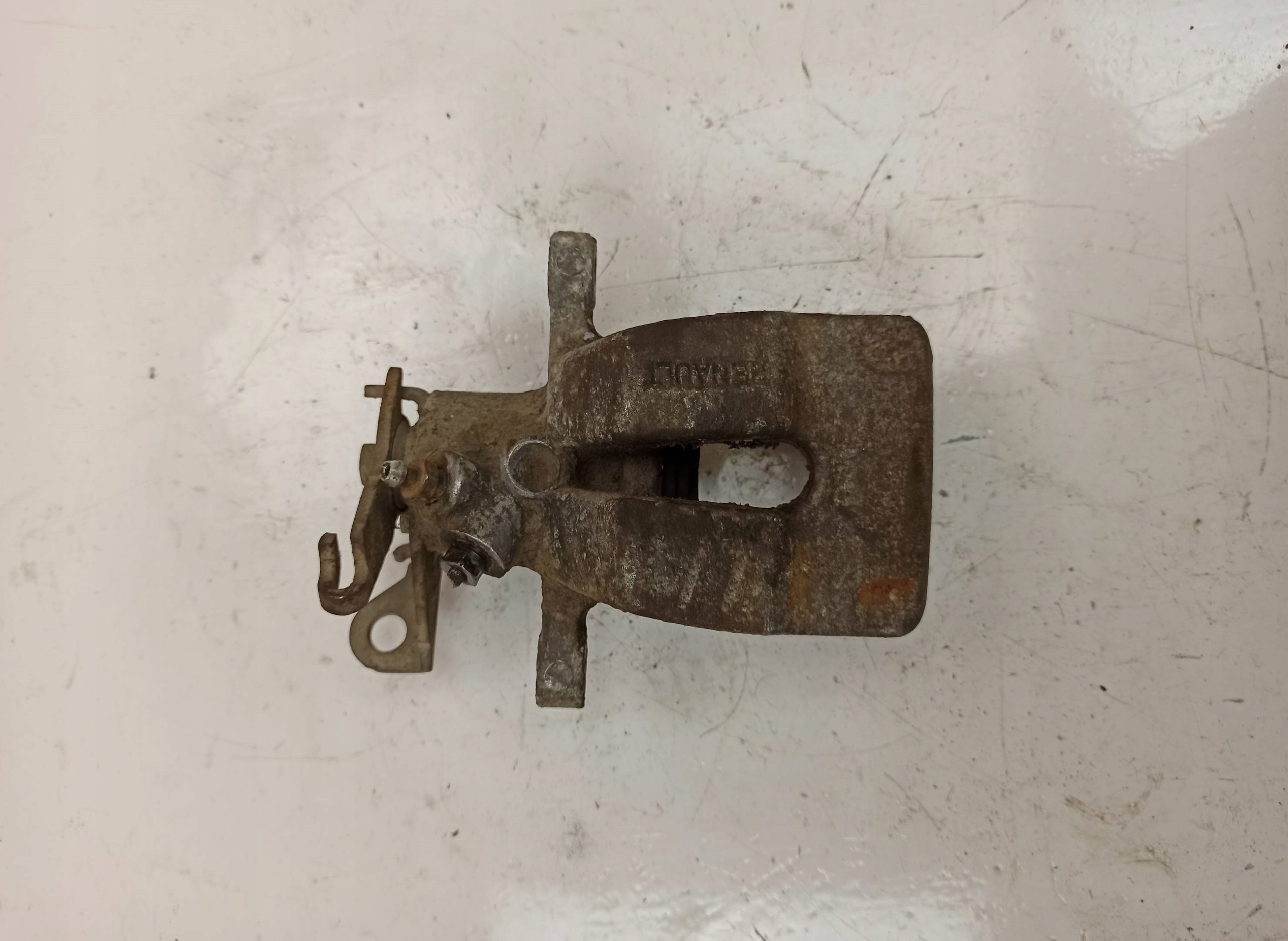 ZACISK HAMULCA LEWY TYŁ RENAULT MEGANE