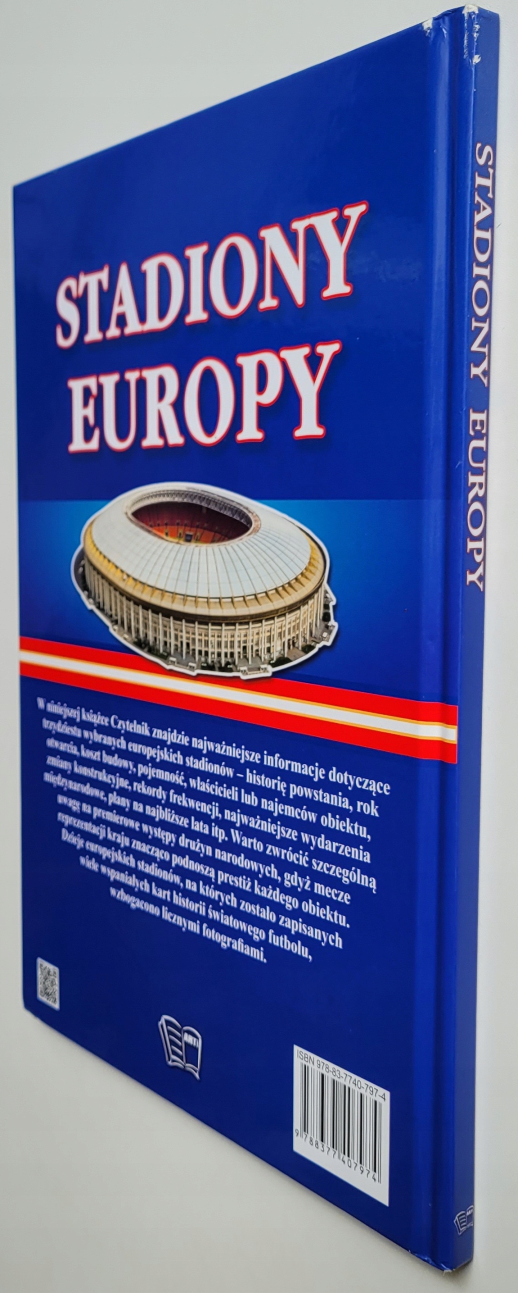 Stadiony Europy ISBN 9788377407974