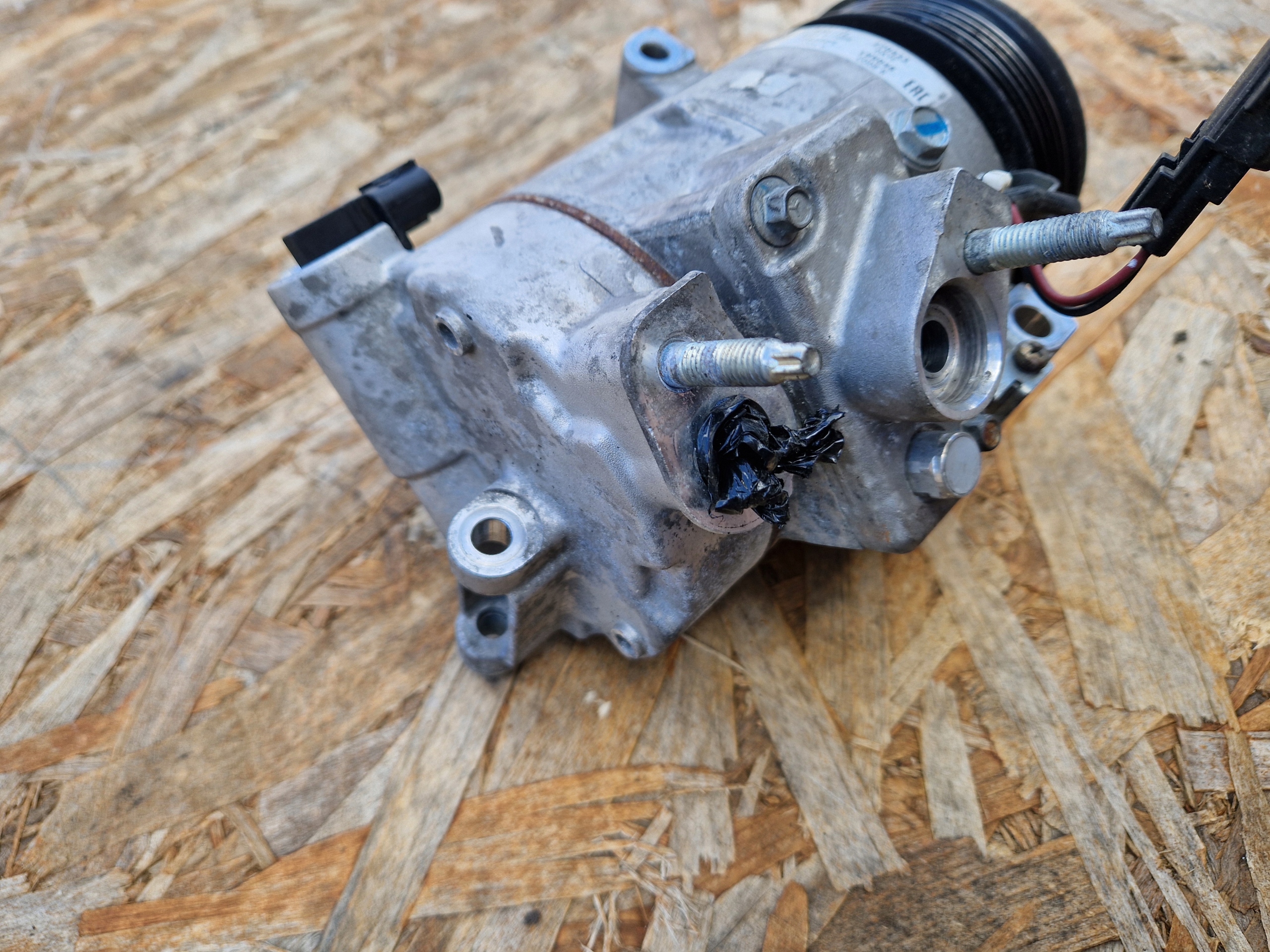 compressor compressor; of the air conditioning FORD TRANSIT CUSTOM 2.0TDCI 890772