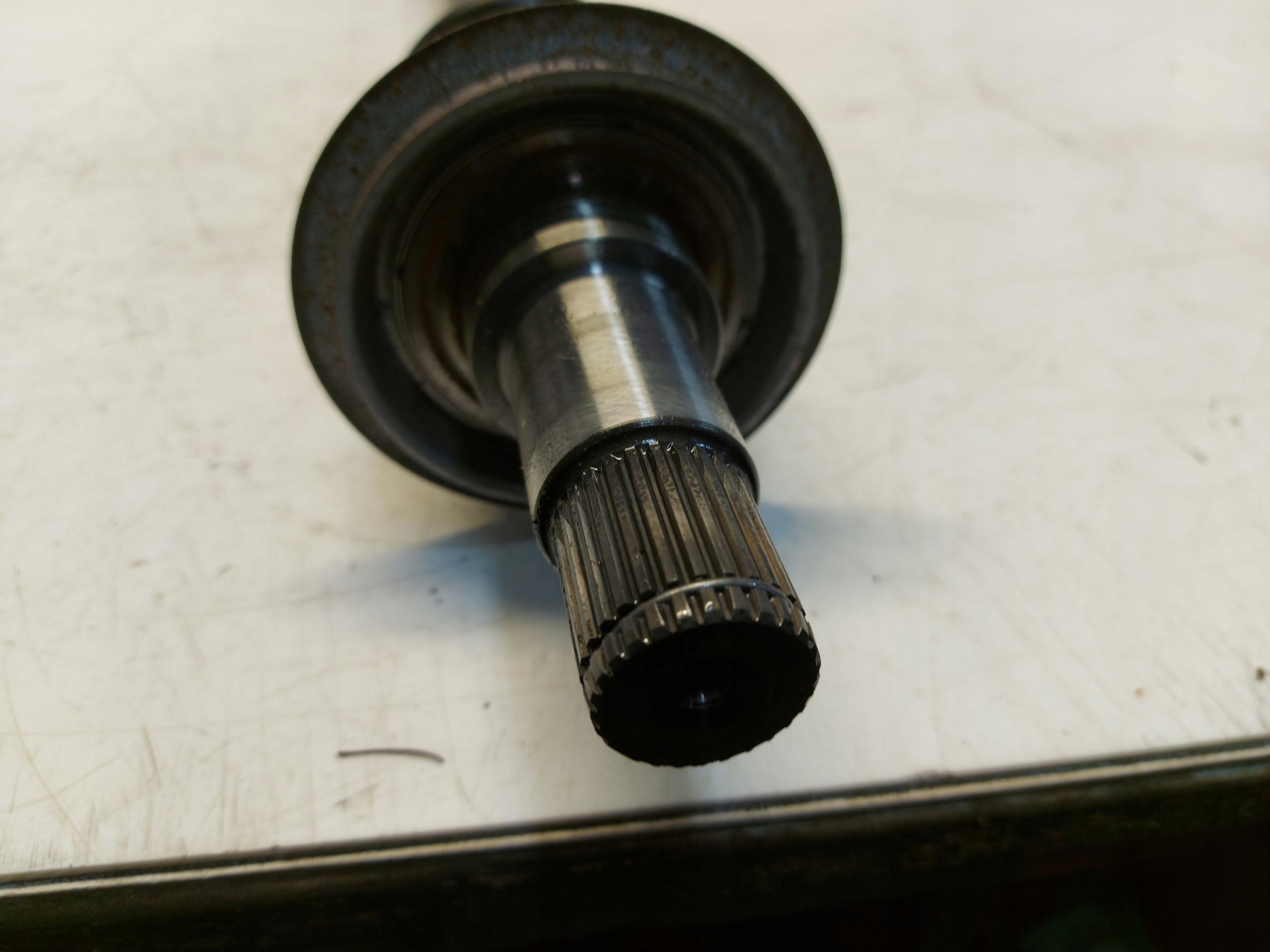 Mercedes W253 GLC semi-axis right rear part