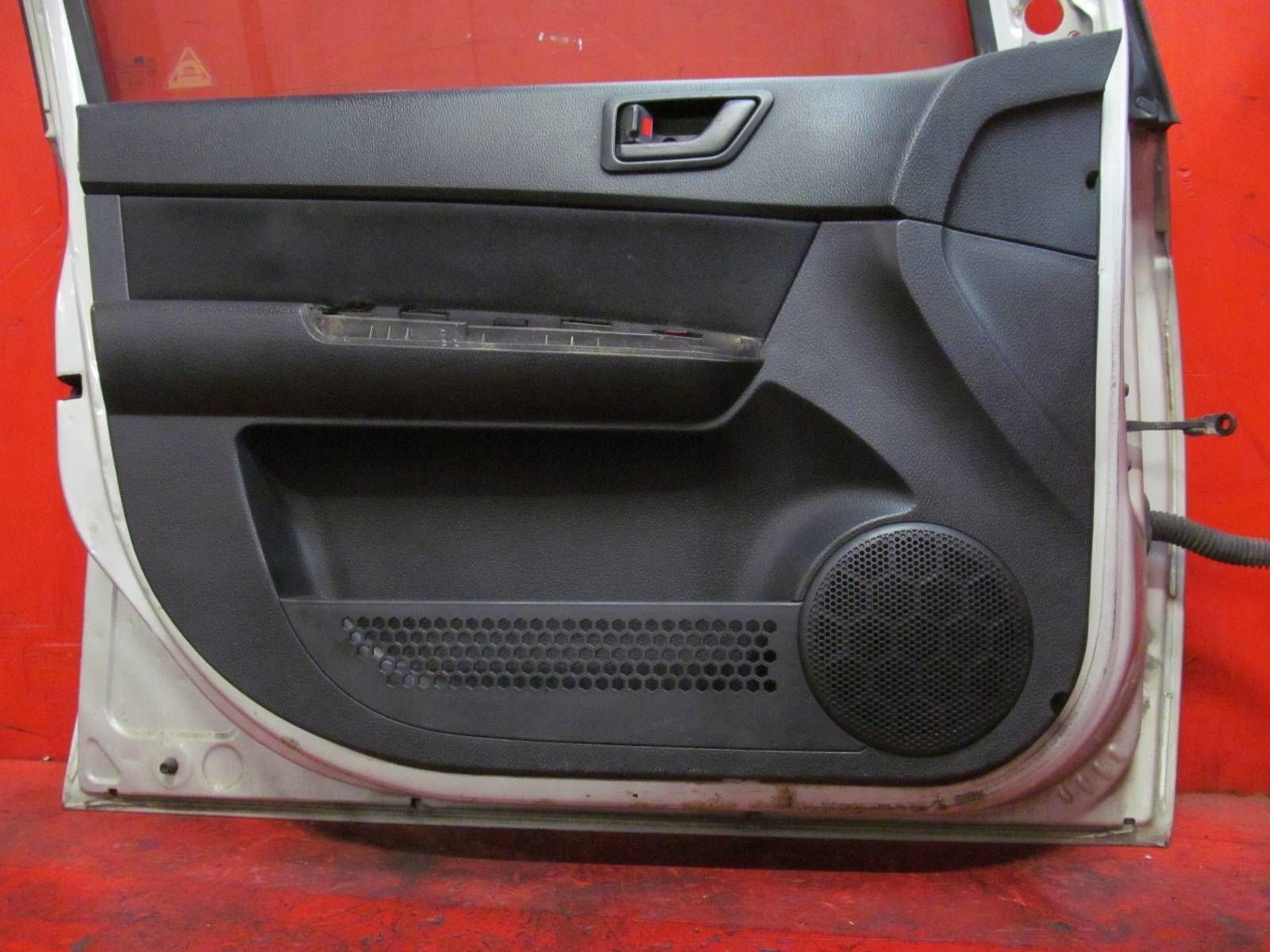 HYUNDAI GETZ TB 5D dvere Ľavé predok predné strieborné CS
