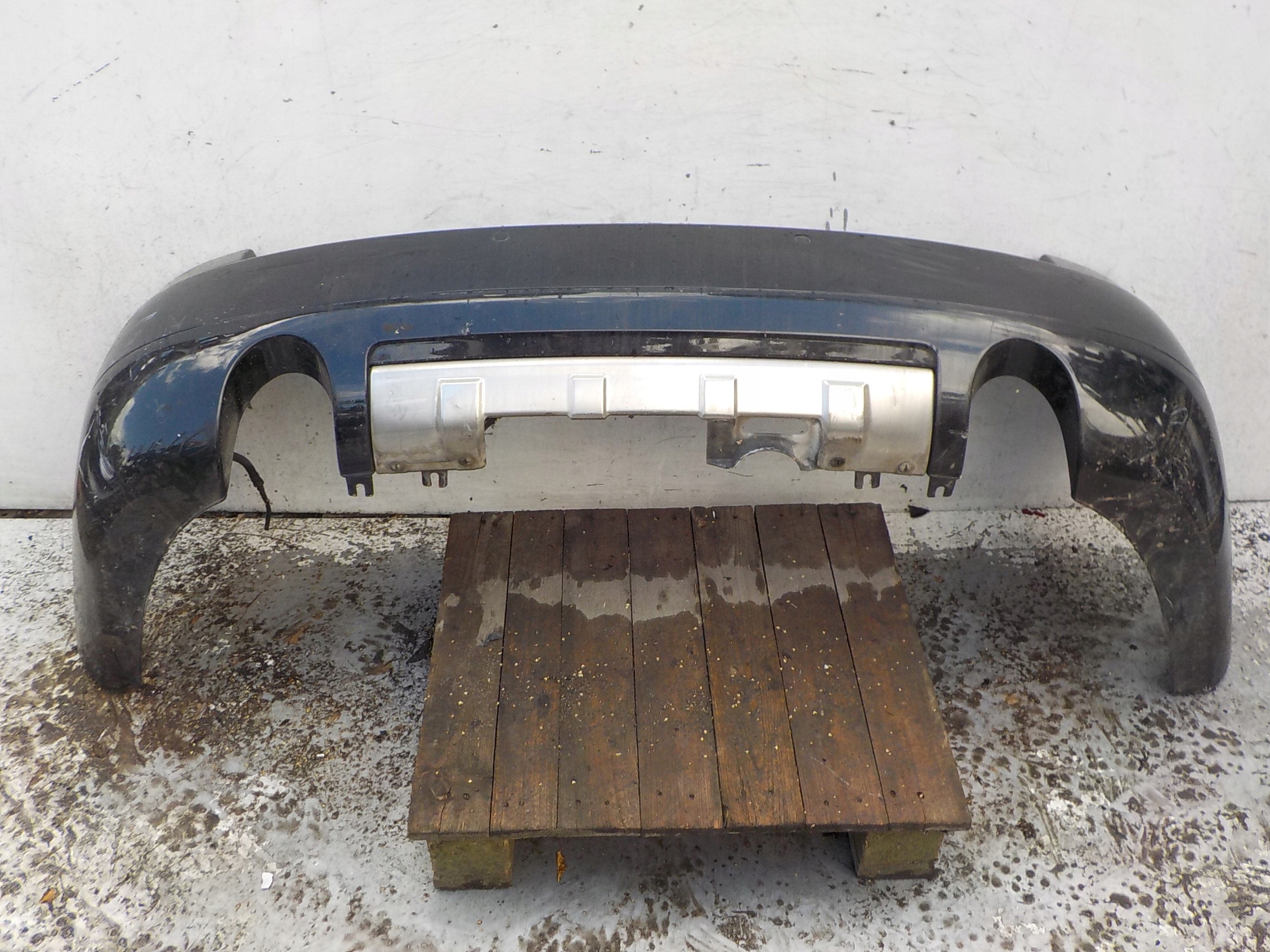 775 AUDI A6 C5 ALLROAD bumper rear part rear PDC