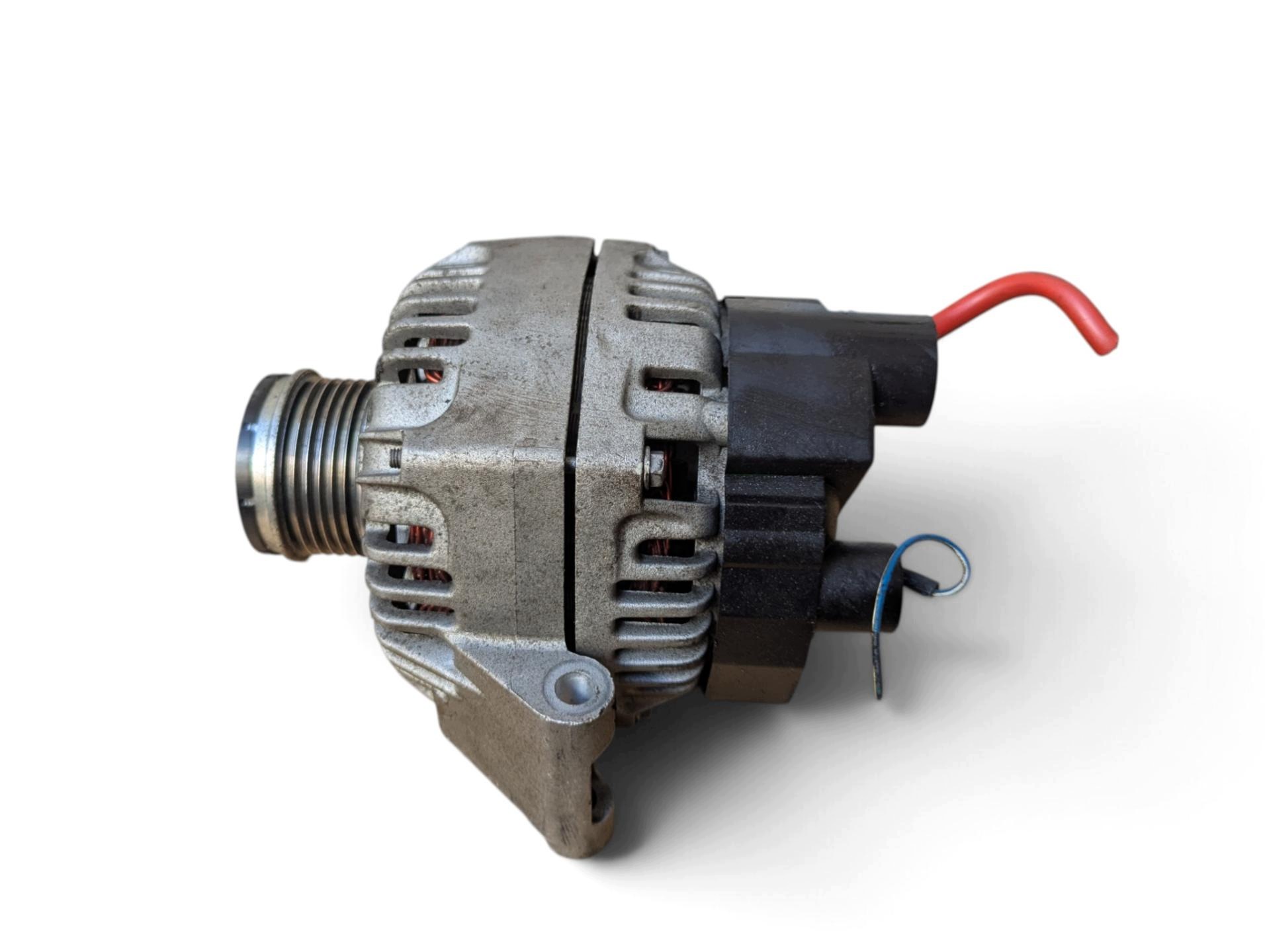 Alternator Opel Combo C facelift 2010 13117278
