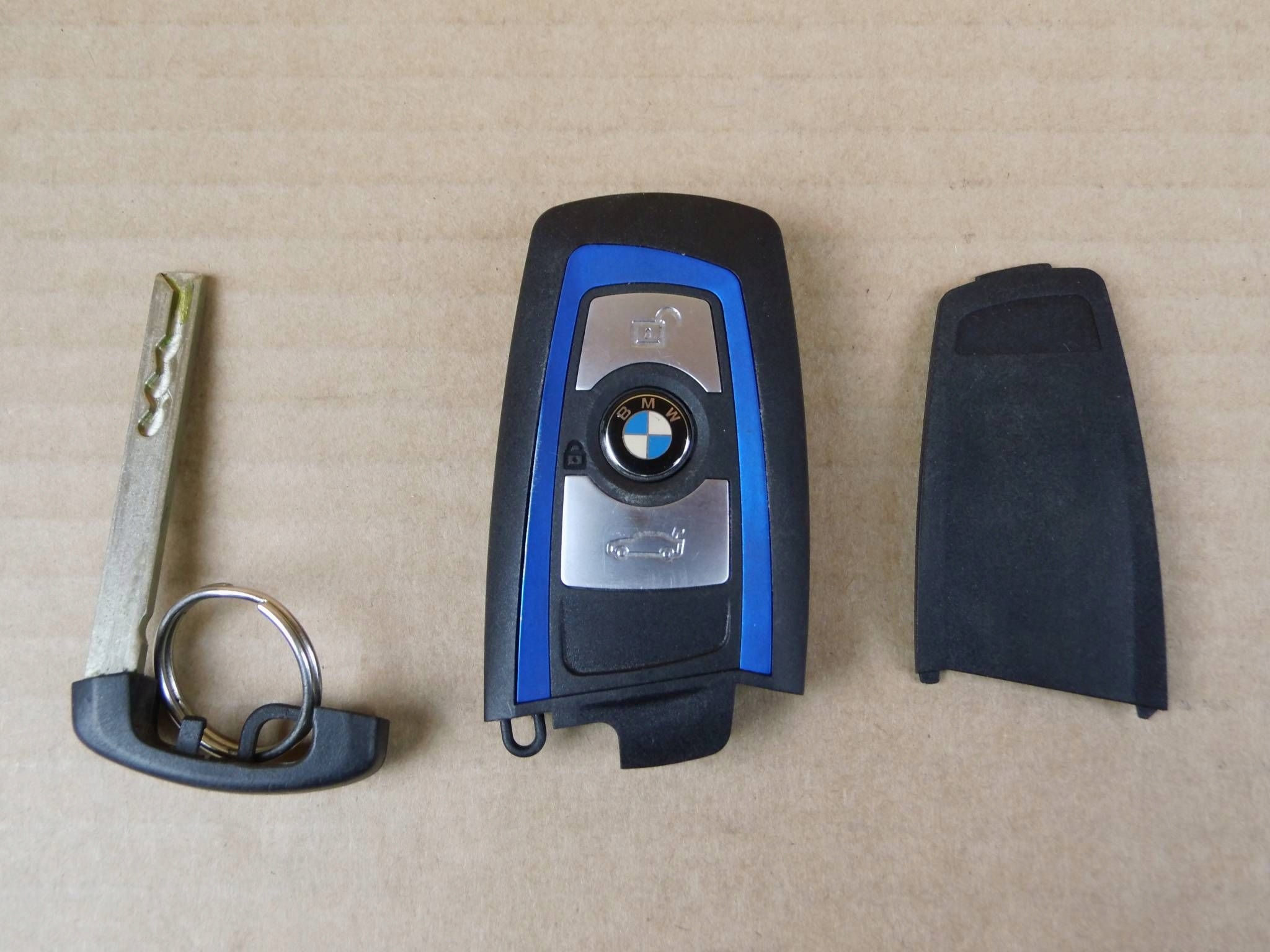 BMW 1 F20 F21 key 28493701