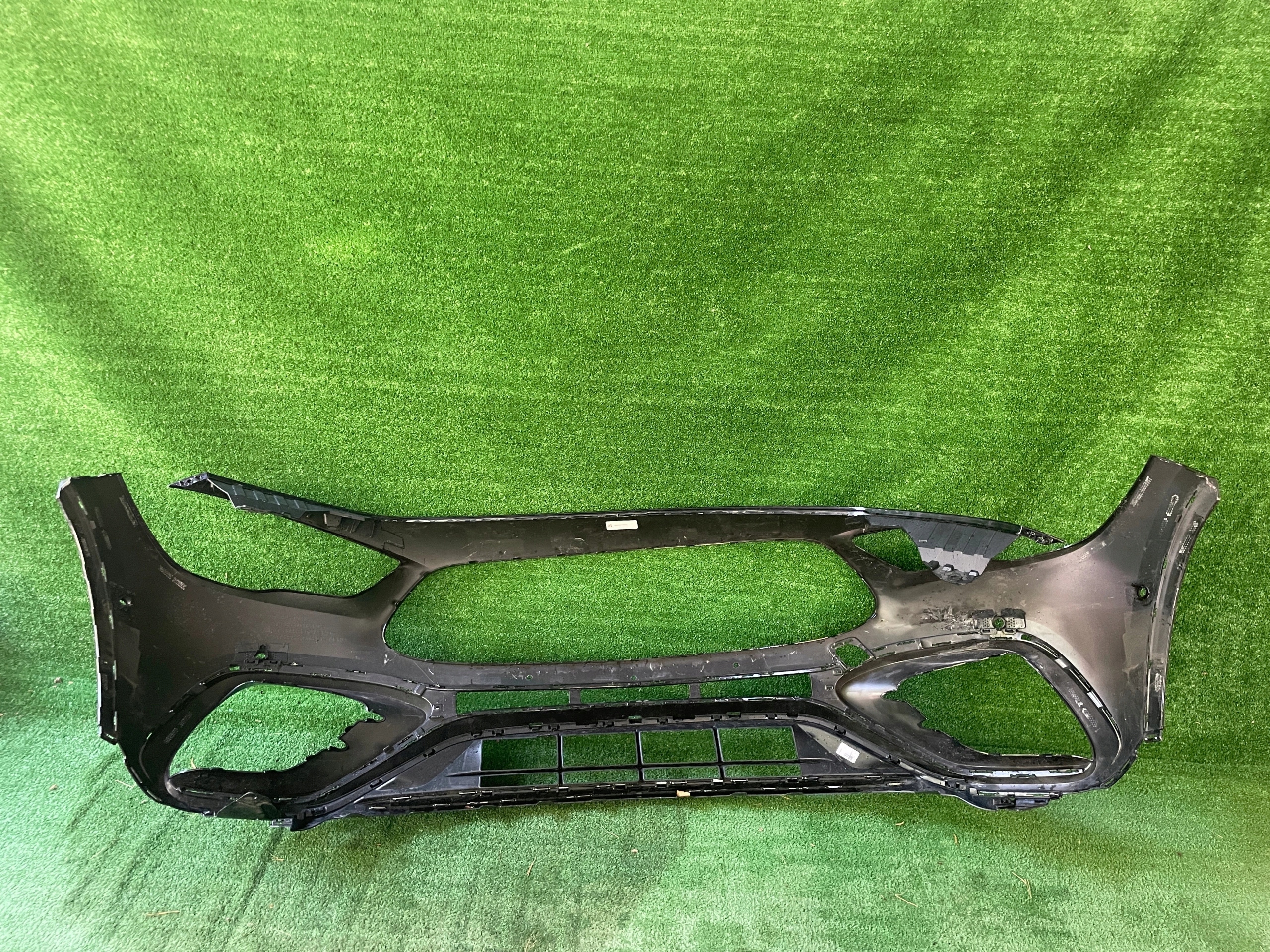 Mercedes GLA 247 45 AMG lift bumper front front
