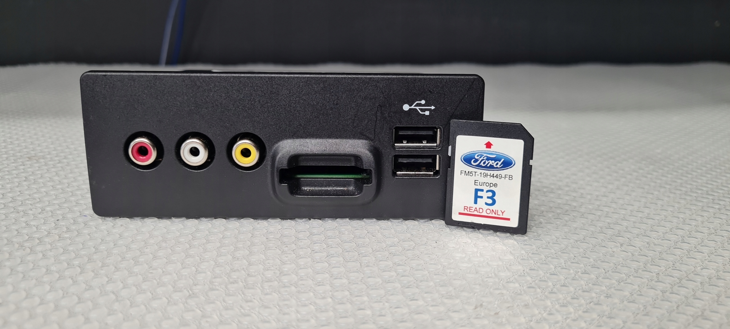 TURBOSPRĘŻARKA VAG Kod producenta BT4T-14F014-AE