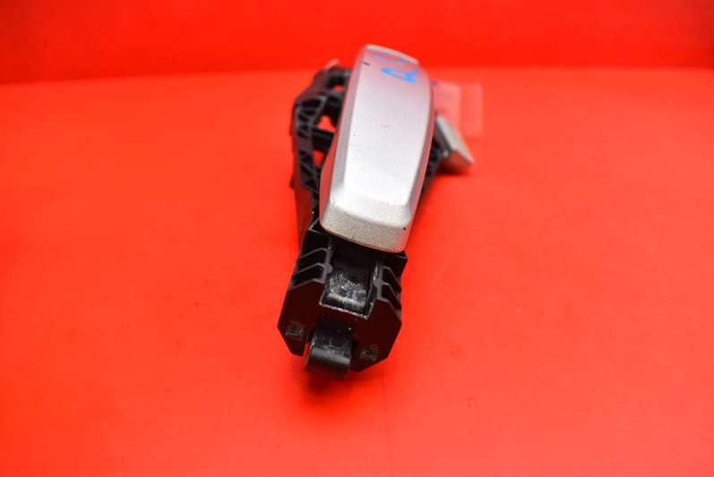 handle right front front SREBRNA CHEVROLET CRUZE 1 and 09-12
