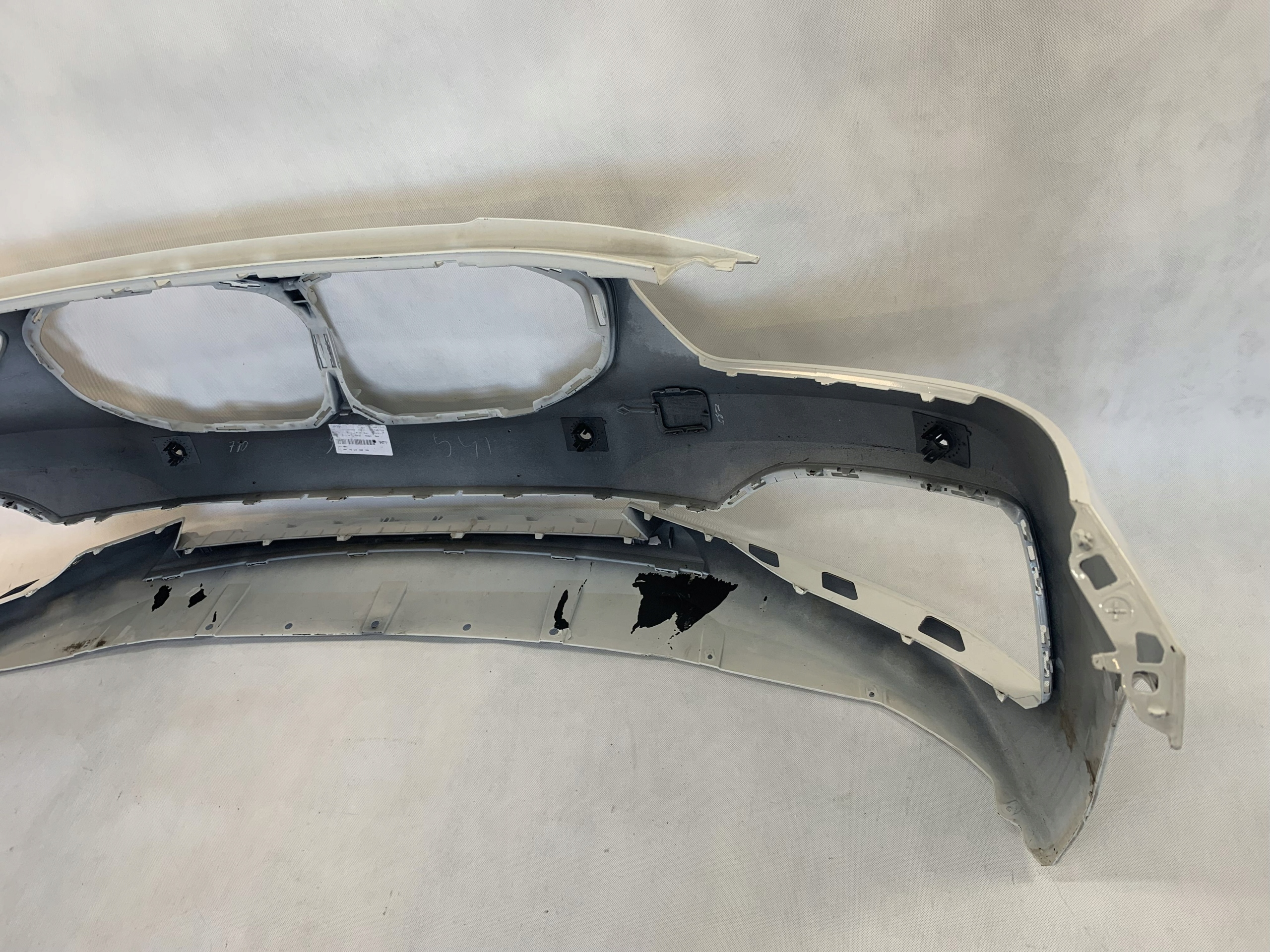 front bumper BMW 1 and F40 PDC f 40 10.25