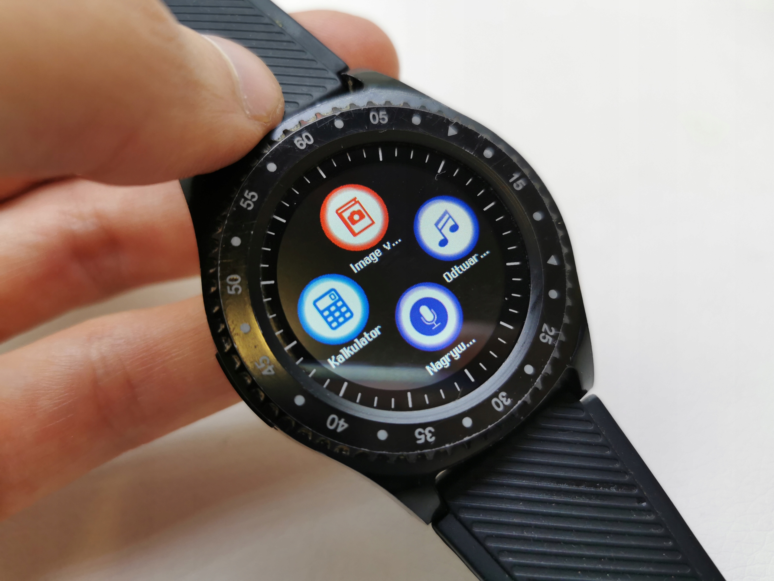 SmartWatch V9 - WEJŚCIE NA SIM - KAMERA - MIKROFN Złącza microUSB