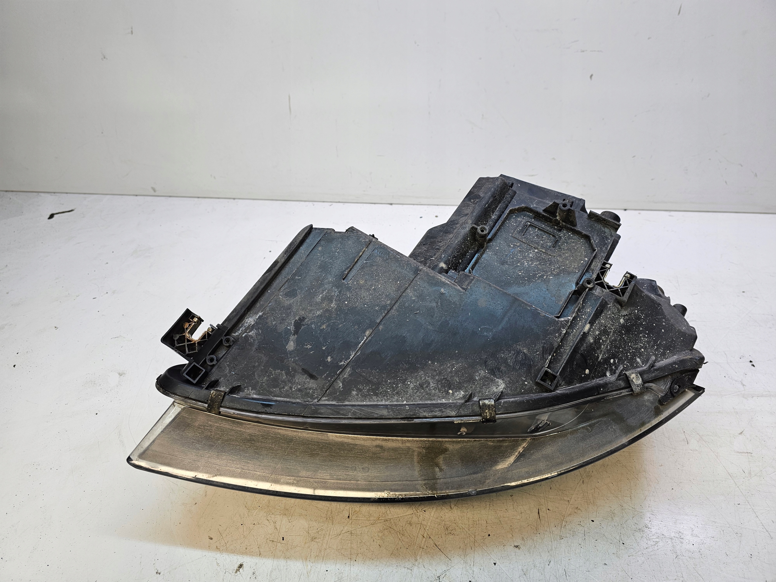 REFLEKTOR right AUDI A3 8P LIFT 8P0941004L UK